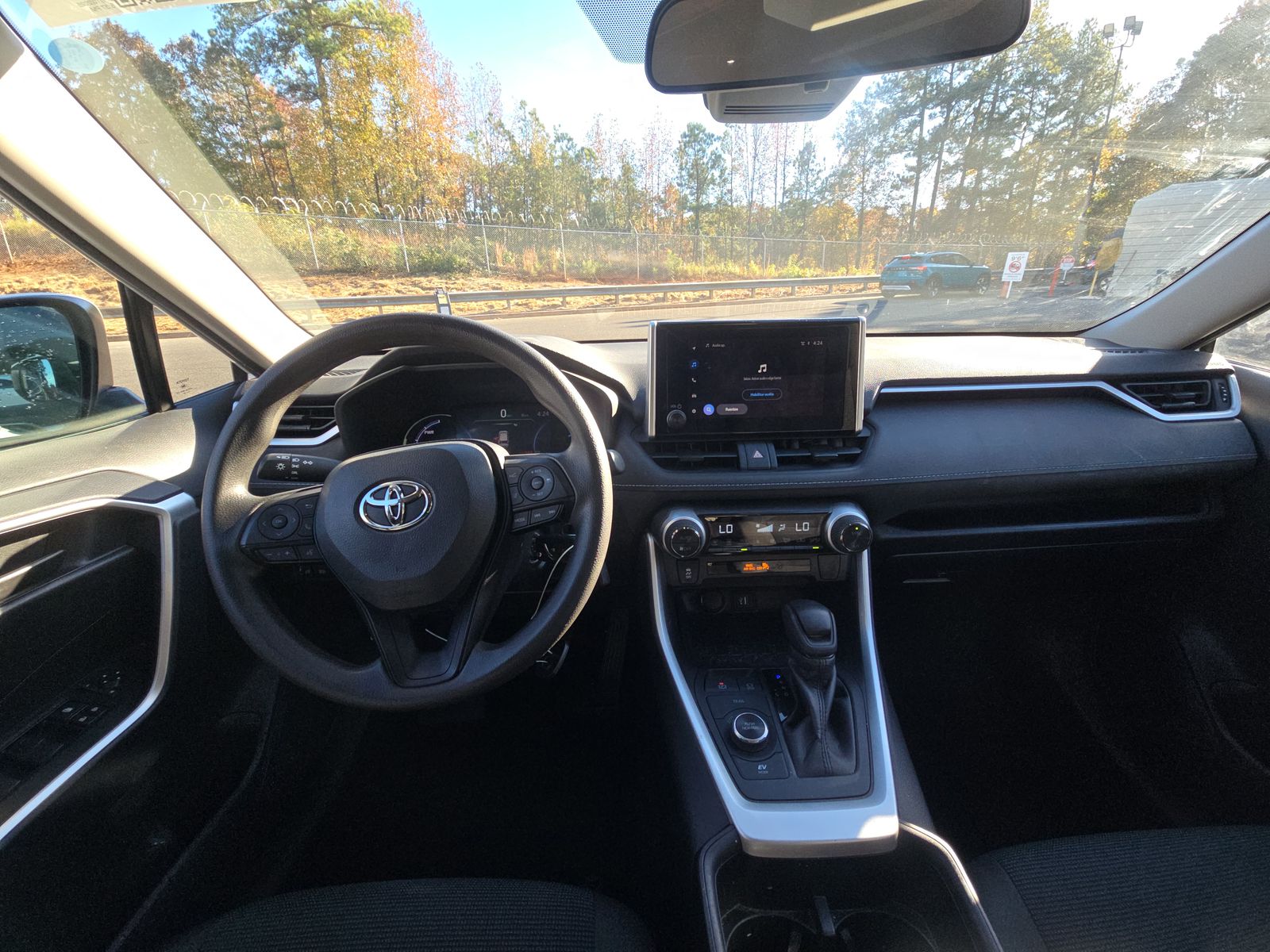 2024 Toyota RAV4 Hybrid LE AWD