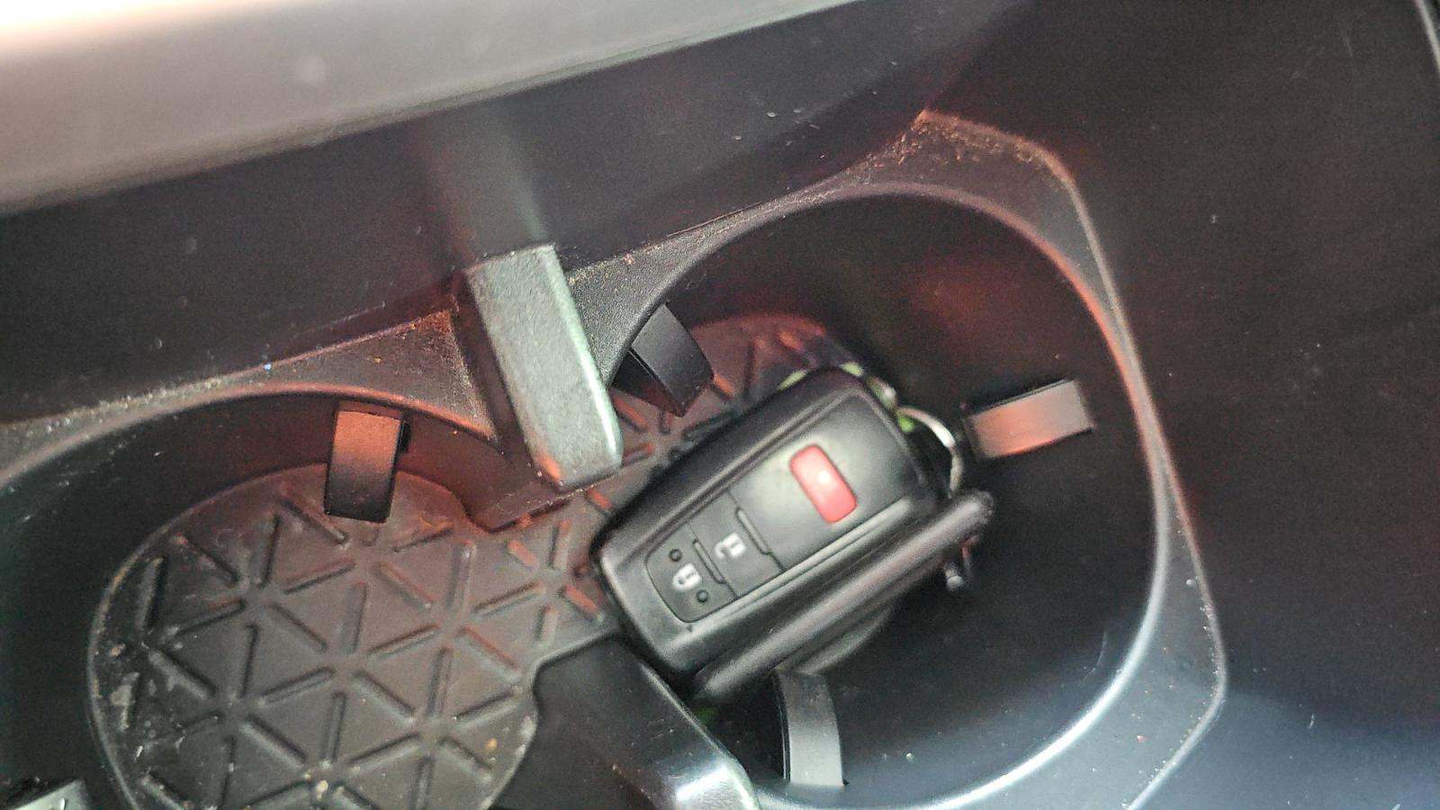 2024 Toyota RAV4 XLE AWD