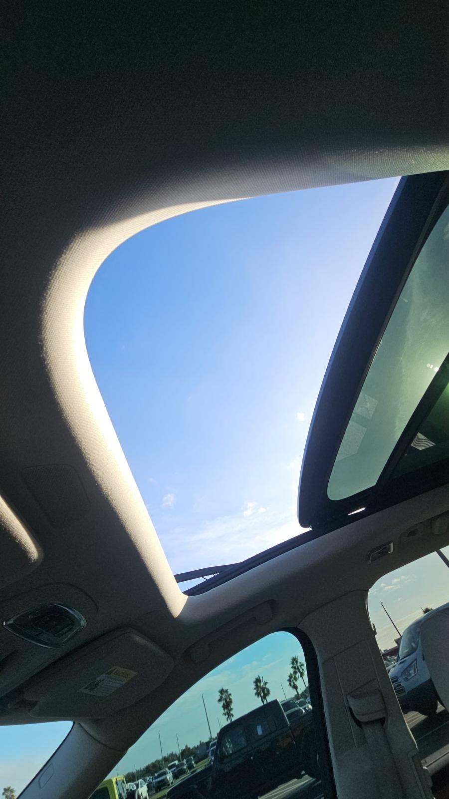 2022 Volvo XC90 T6 Momentum AWD