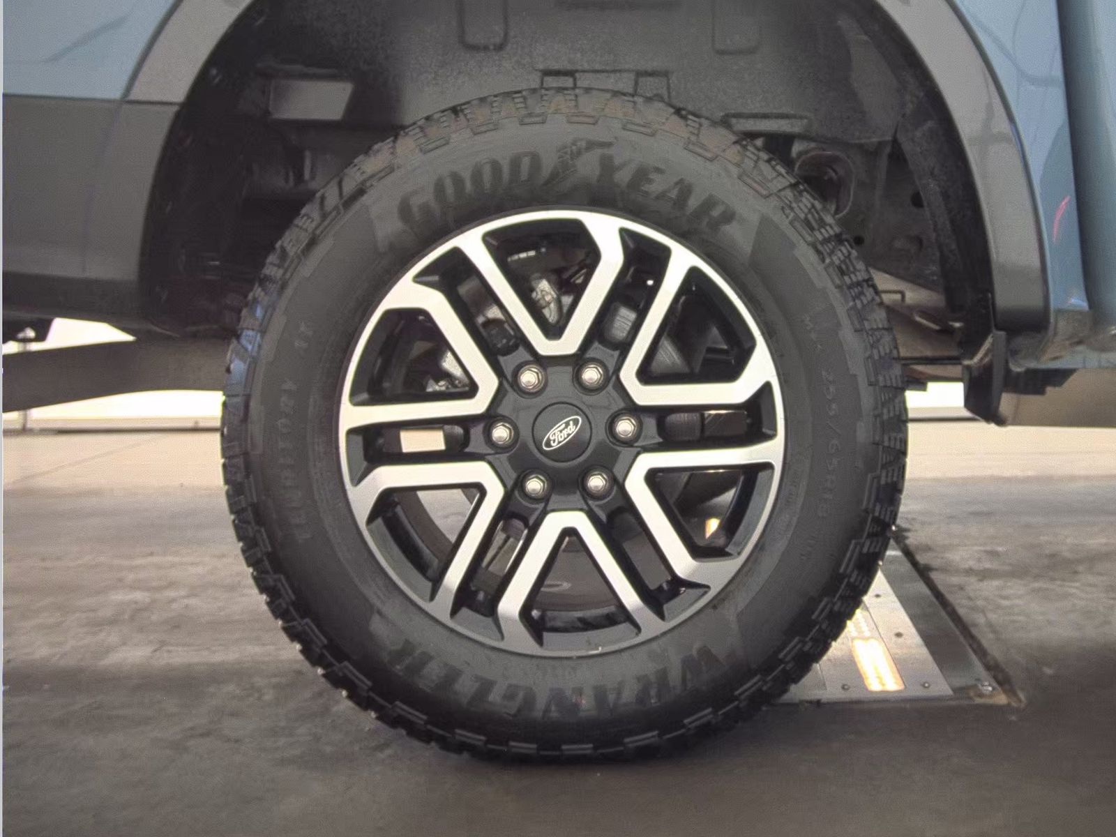 2024 Ford Ranger LARIAT AWD