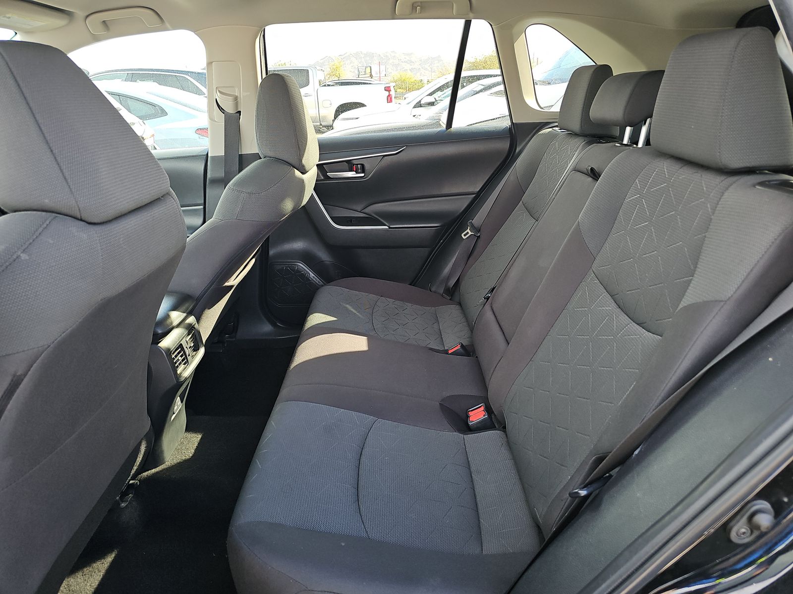 2023 Toyota RAV4 XLE FWD