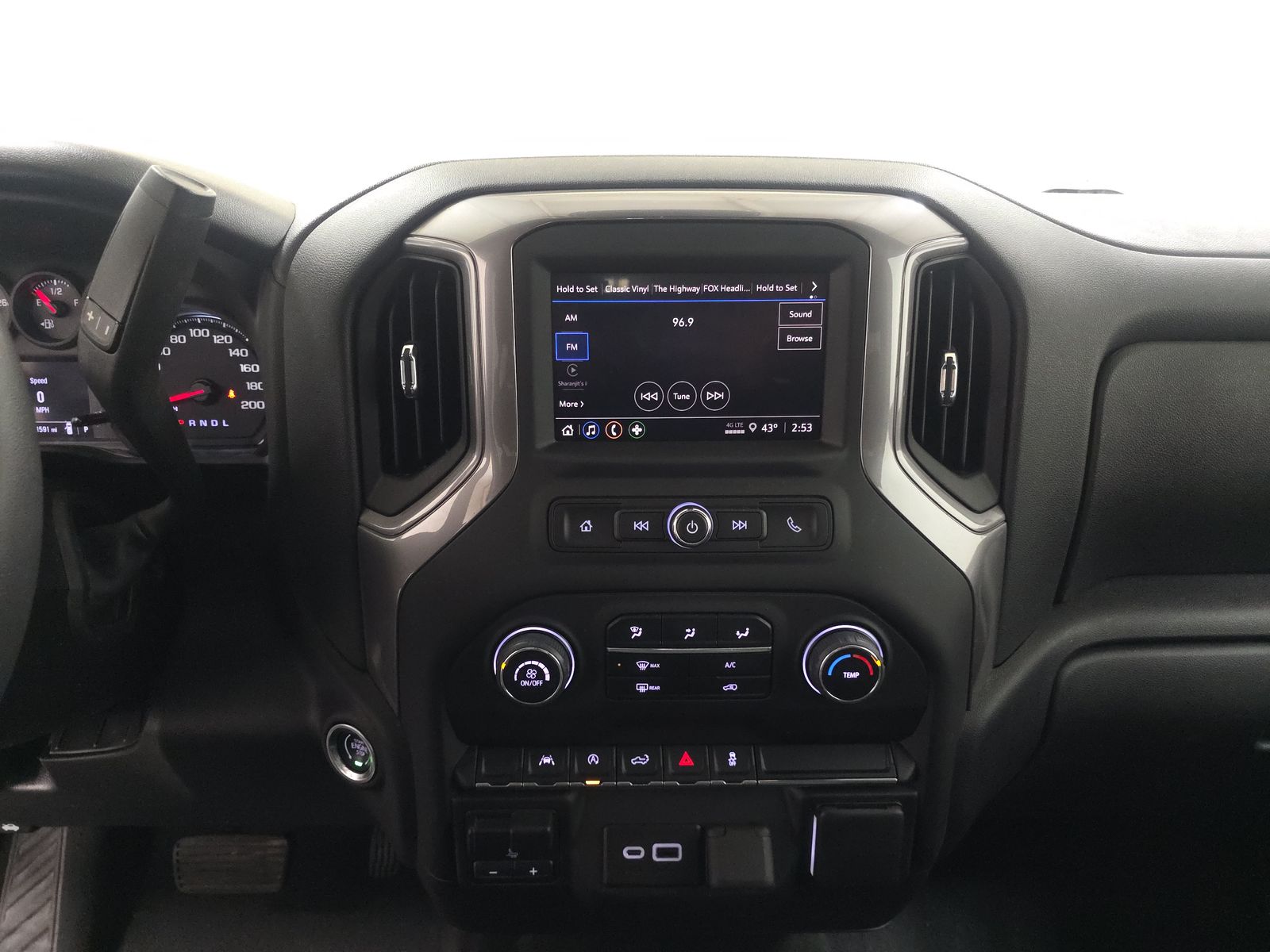 2023 Chevrolet Silverado 1500 Custom AWD