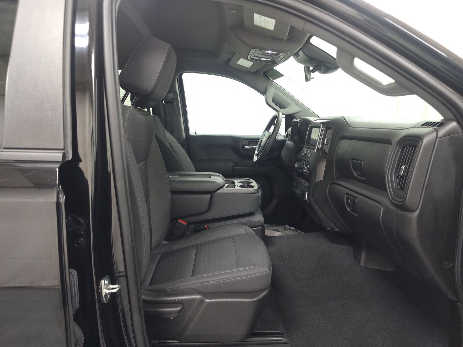 2023 Chevrolet Silverado 1500 Custom AWD