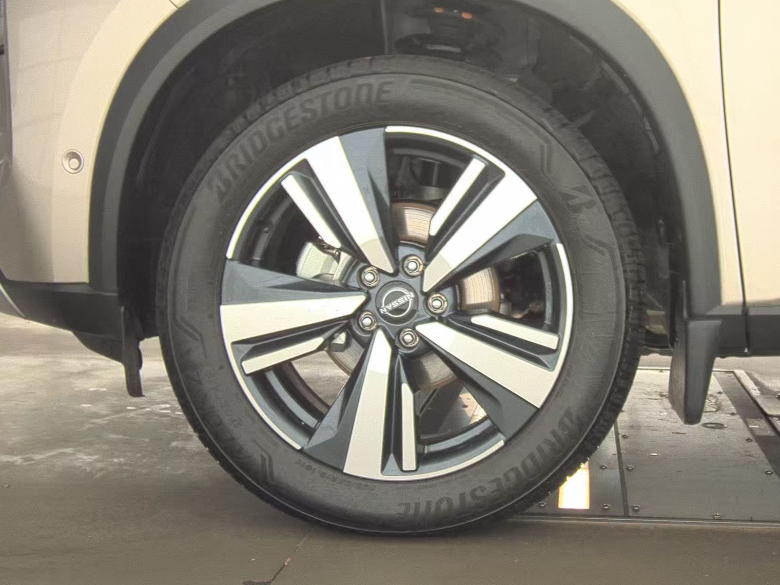 2023 Nissan Rogue Platinum AWD