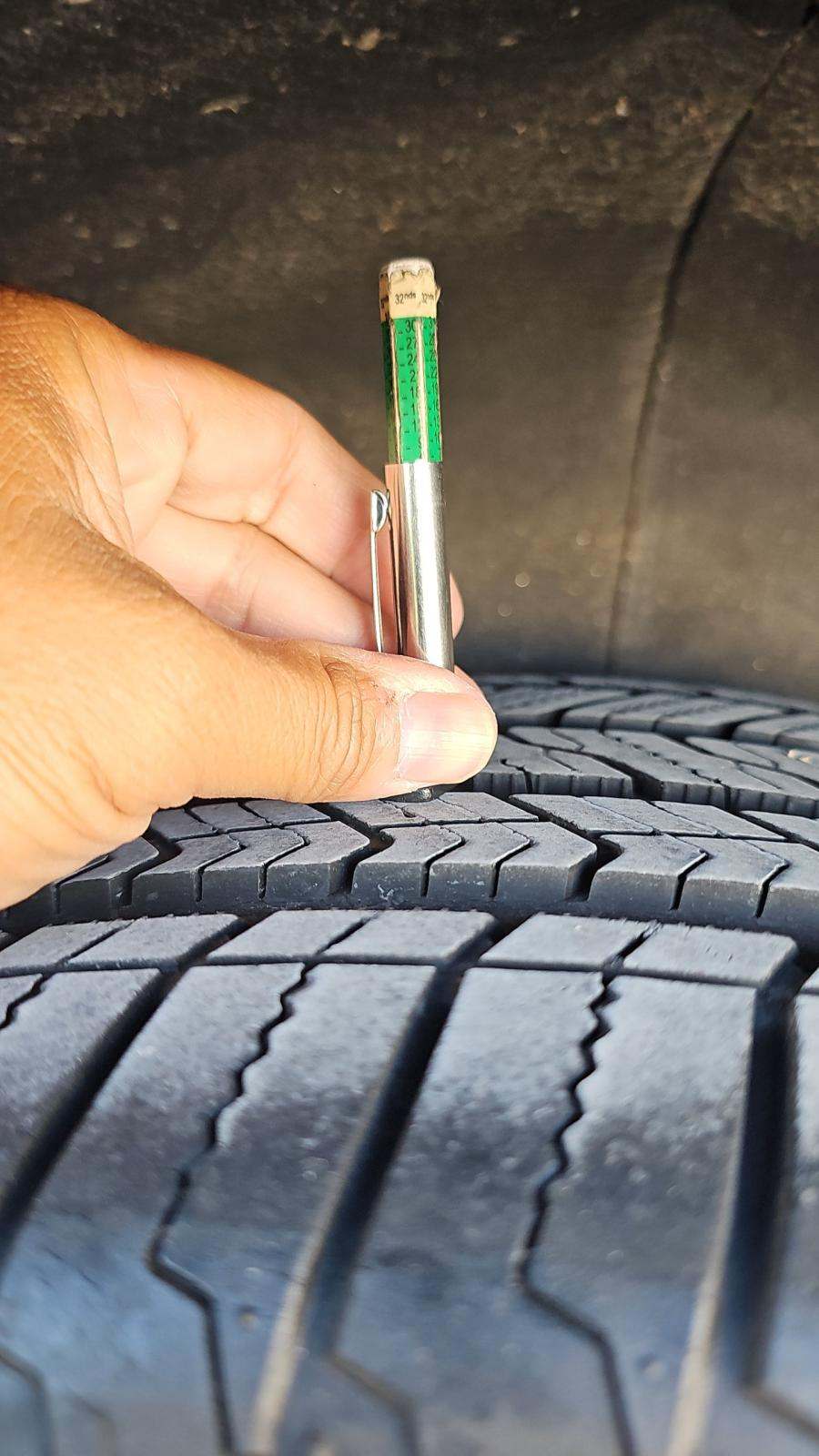 2022 BMW X6 xDrive40i AWD