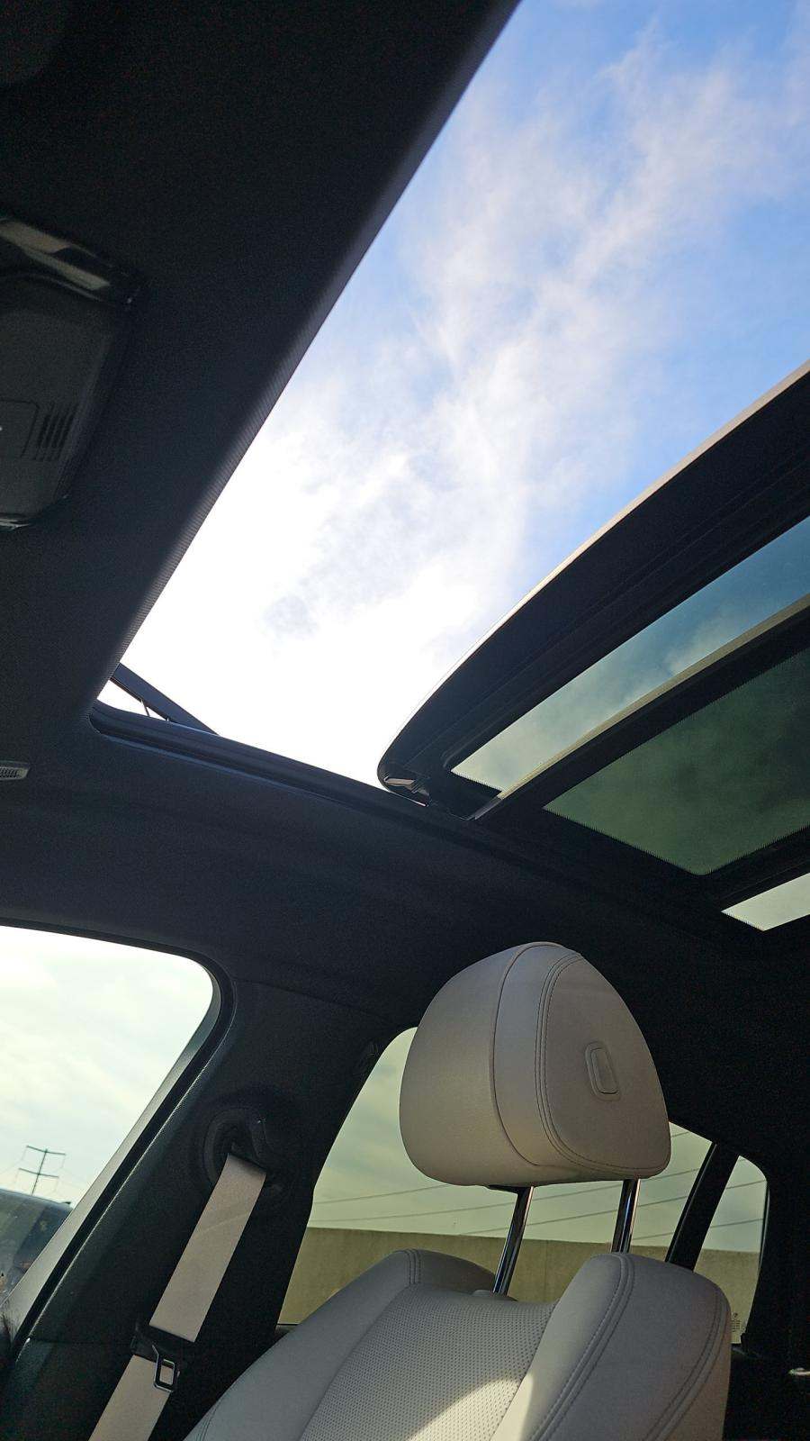 2022 BMW X6 xDrive40i AWD