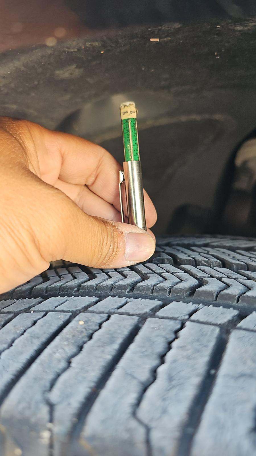 2022 BMW X6 xDrive40i AWD