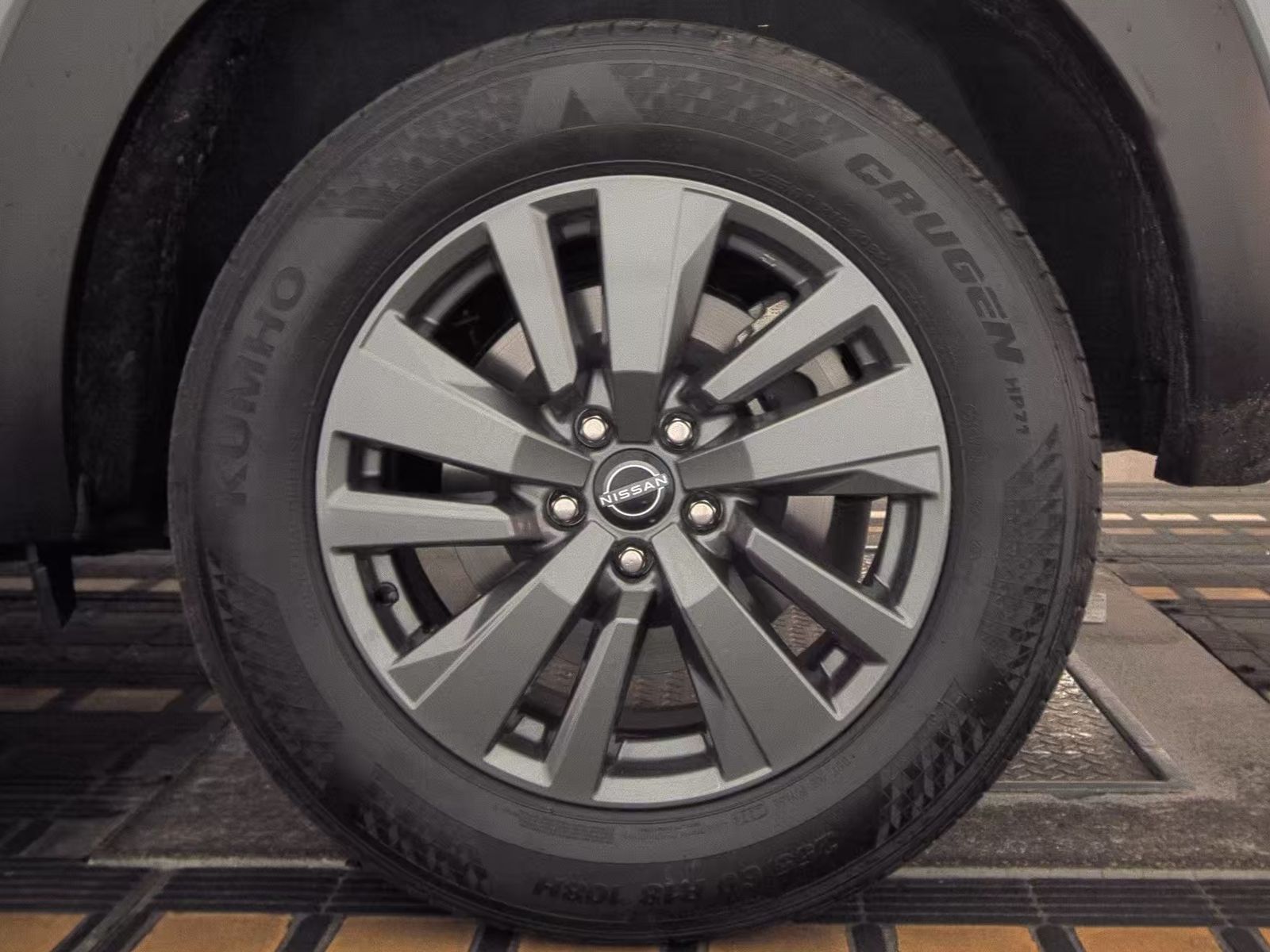 2024 Nissan Pathfinder SV AWD