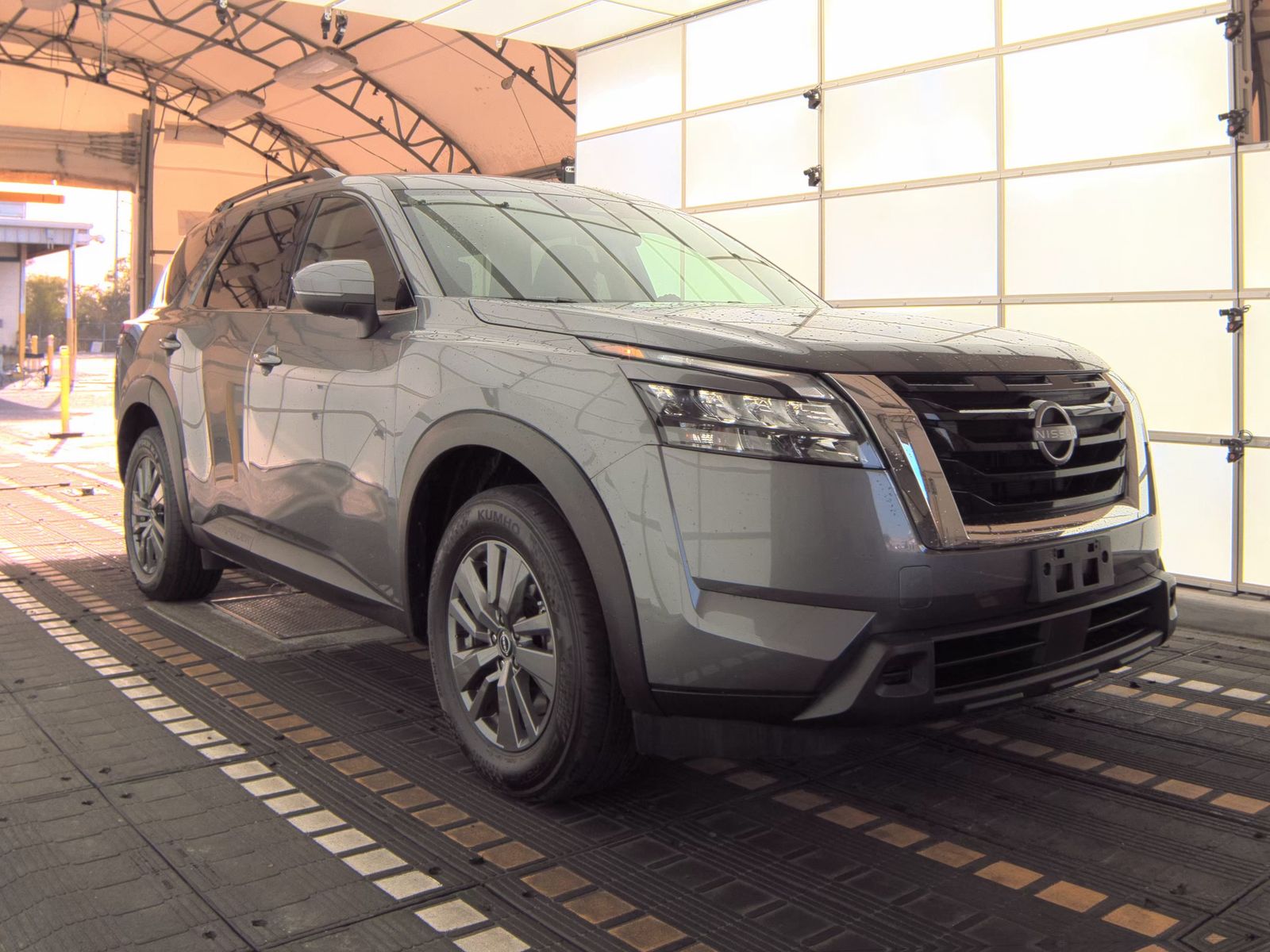 2024 Nissan Pathfinder SV AWD