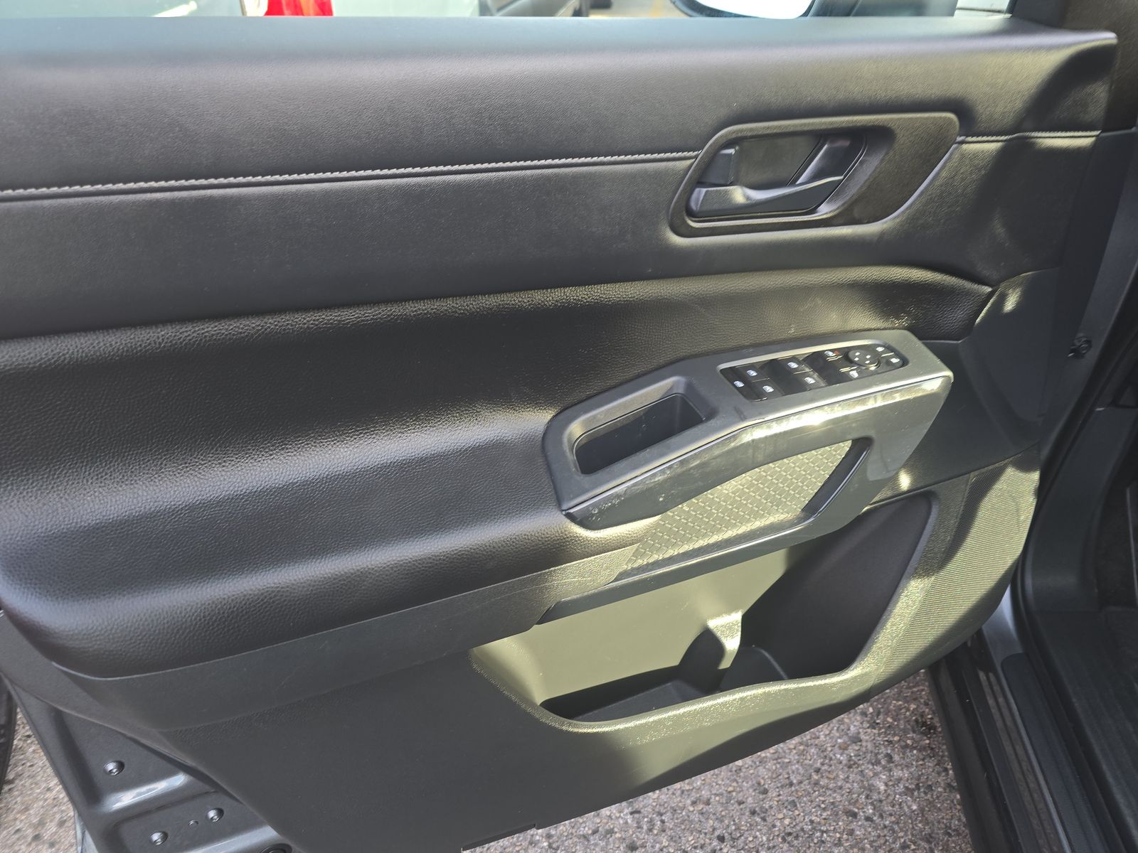 2024 Nissan Pathfinder SV AWD