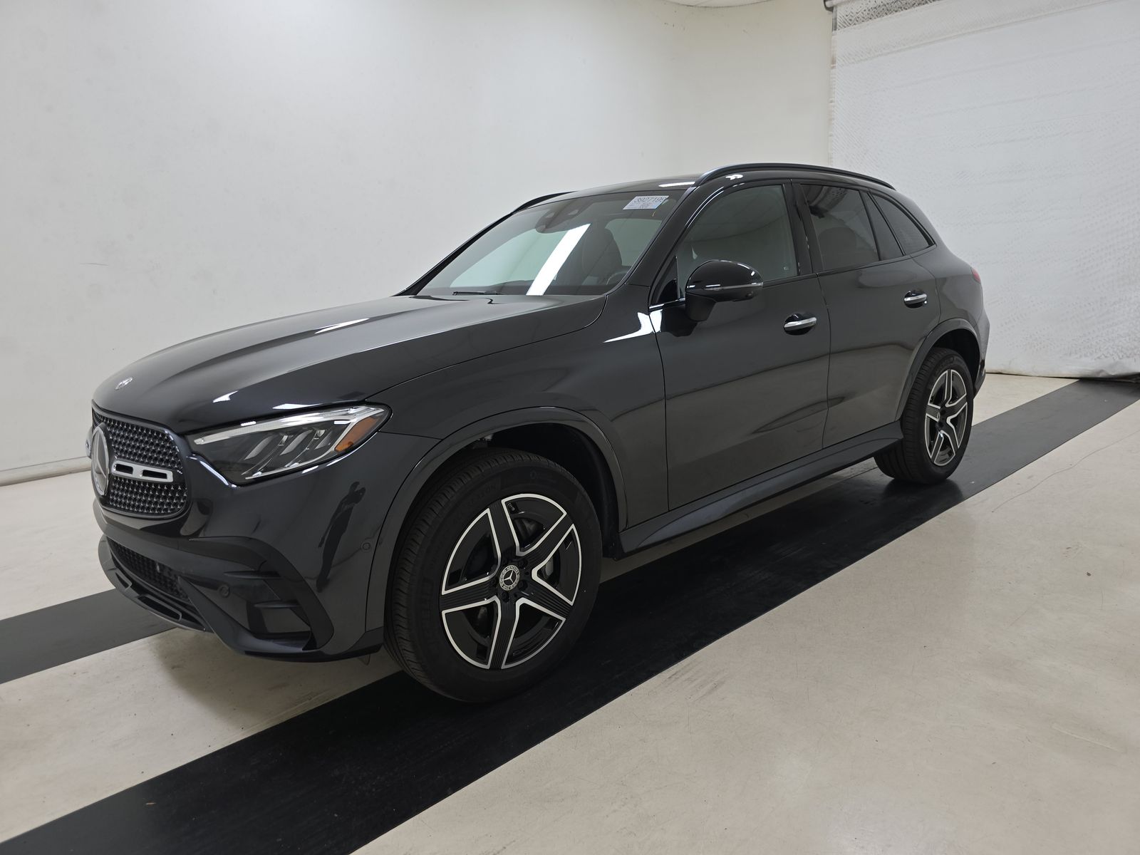 2025 Mercedes-Benz GLC GLC 300 AWD