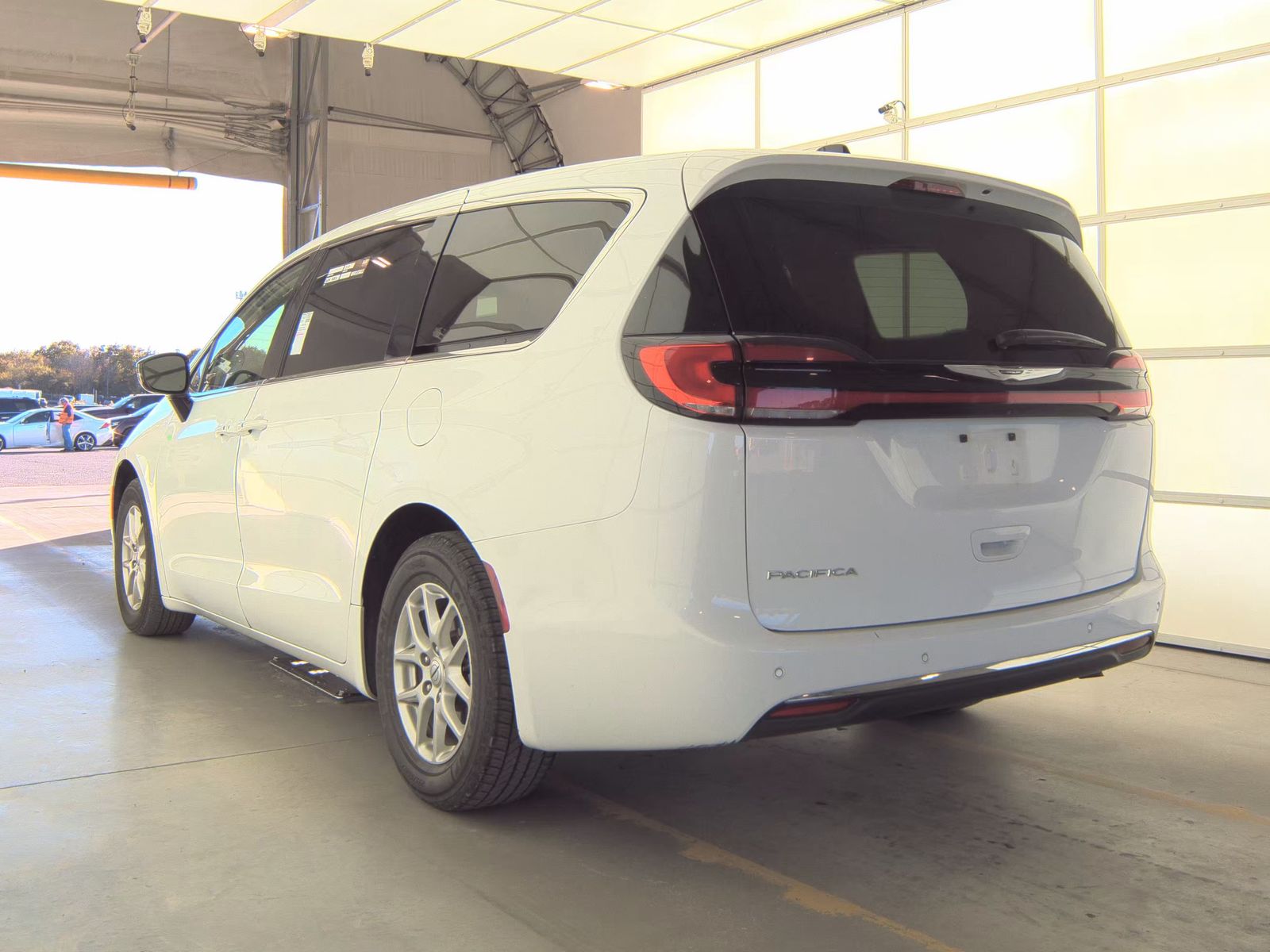 2024 Chrysler Pacifica Touring L FWD