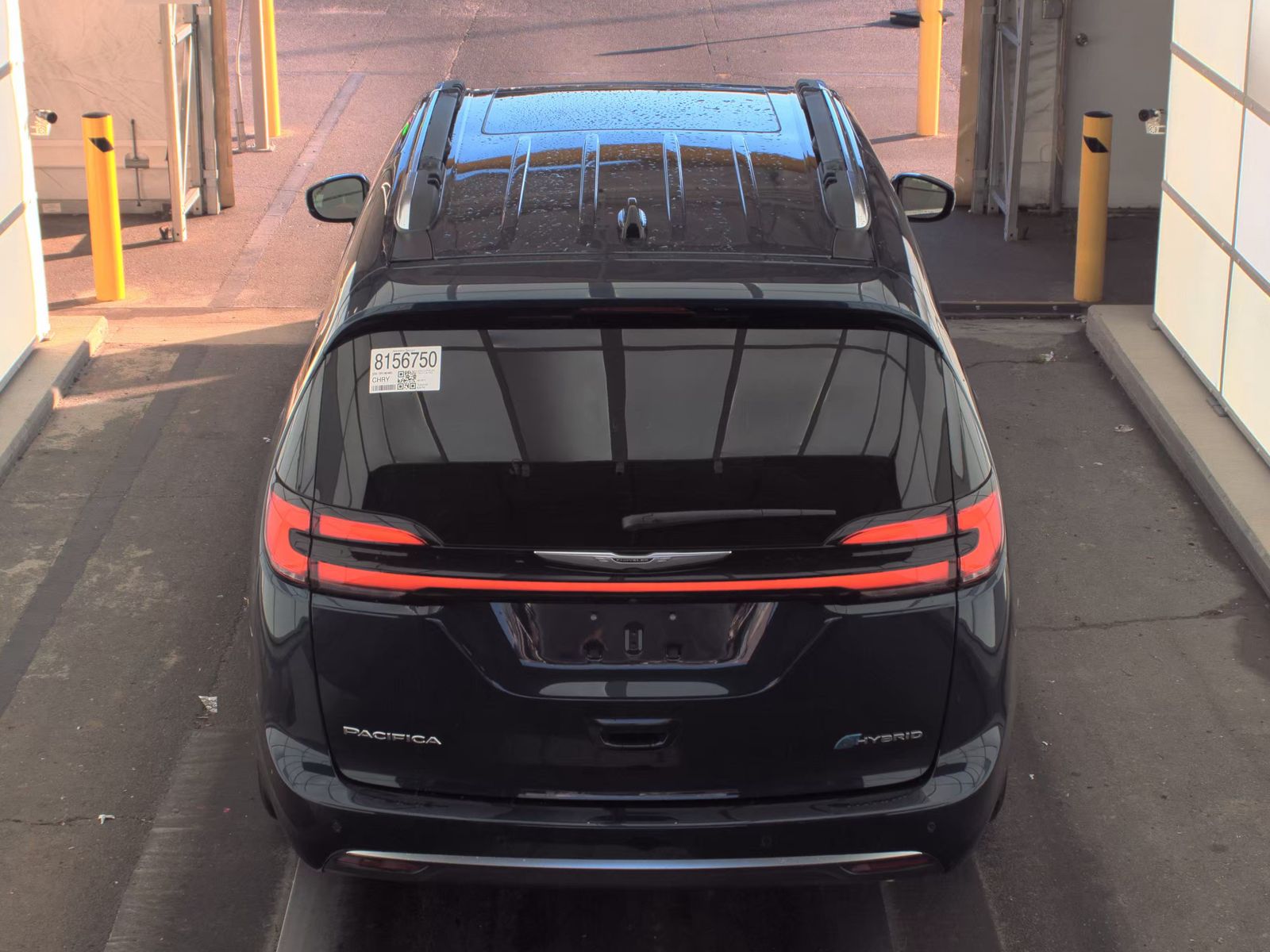 2024 Chrysler Pacifica Hybrid Pinnacle FWD