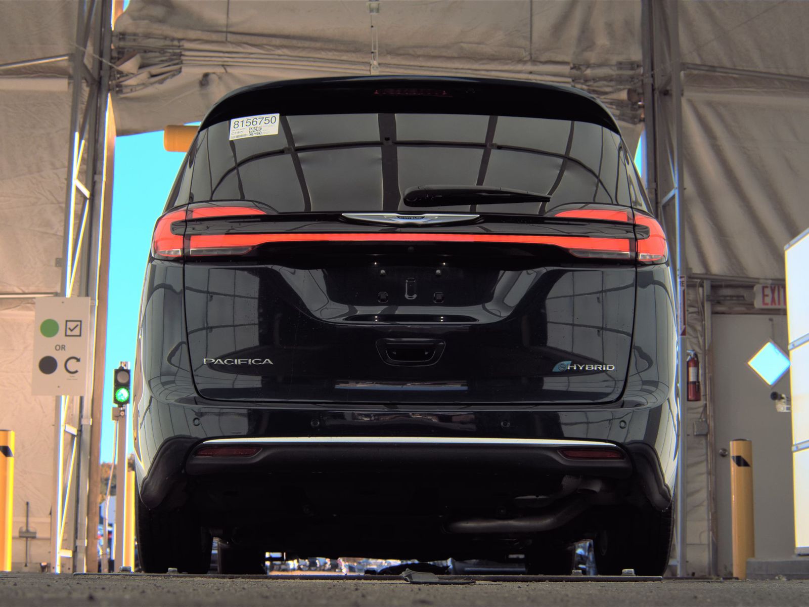 2024 Chrysler Pacifica Hybrid Pinnacle FWD