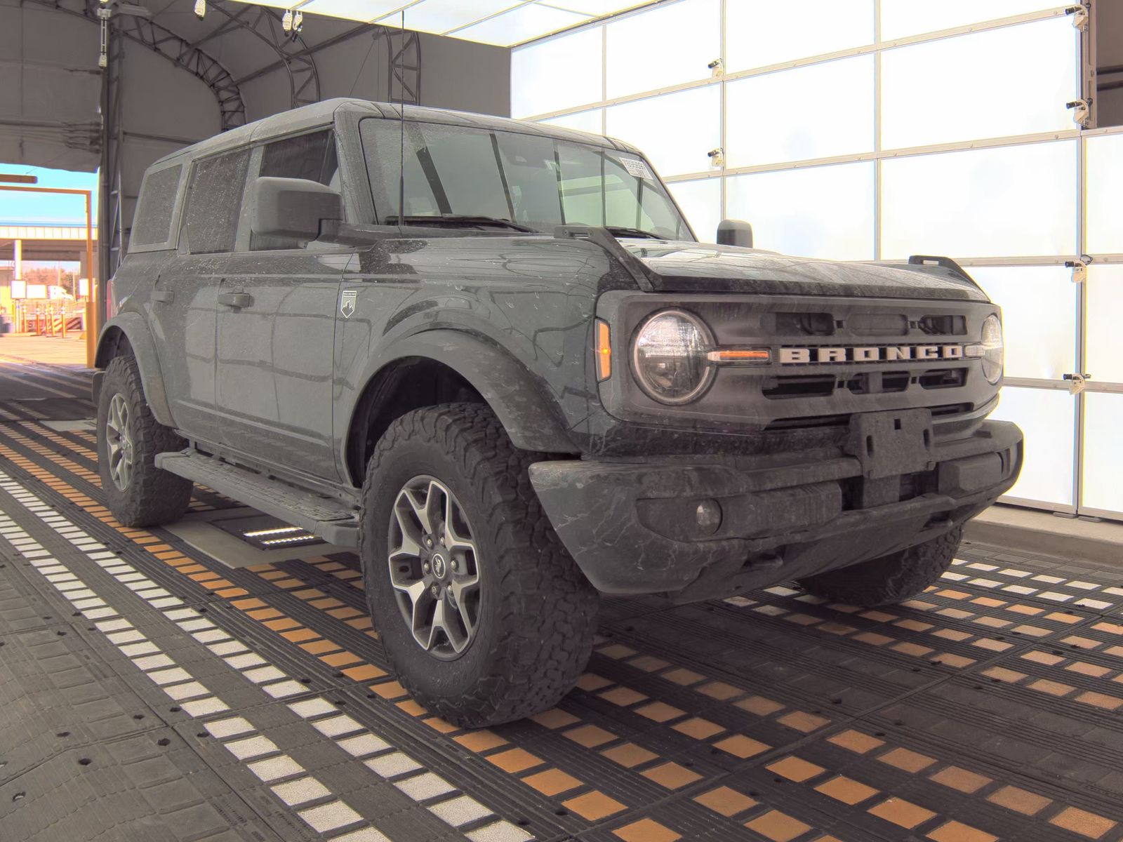 FORD BRONCO - 5