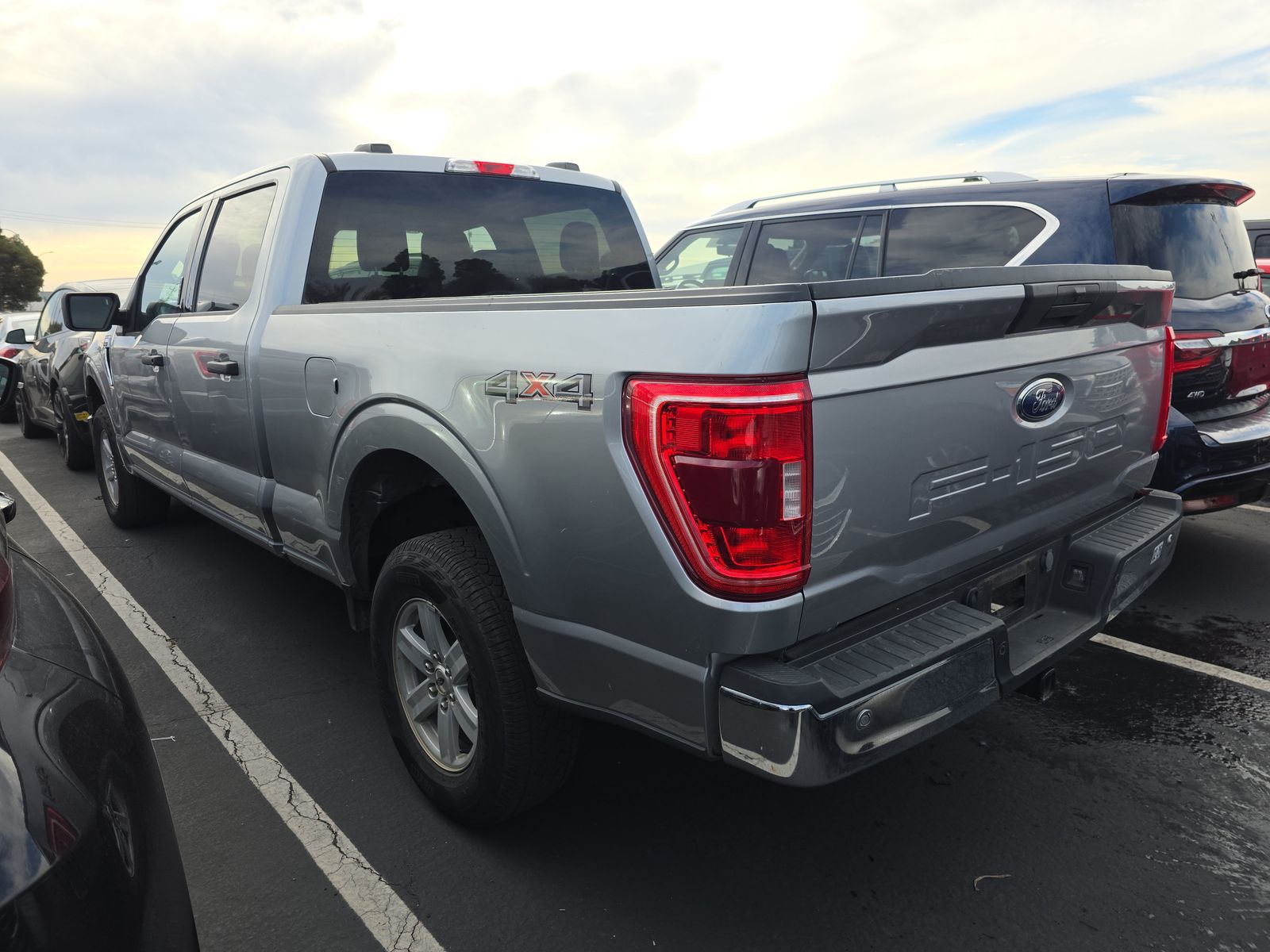 2023 Ford F-150 XLT AWD