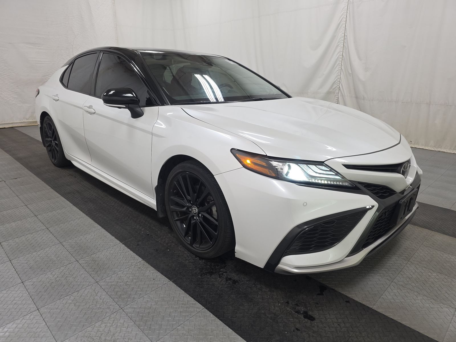 2023 Toyota Camry XSE FWD