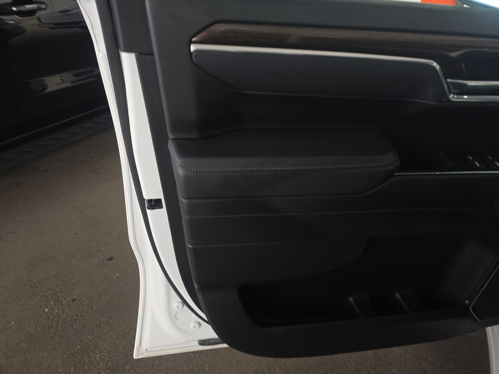 2025 Chevrolet Silverado 1500 LT AWD