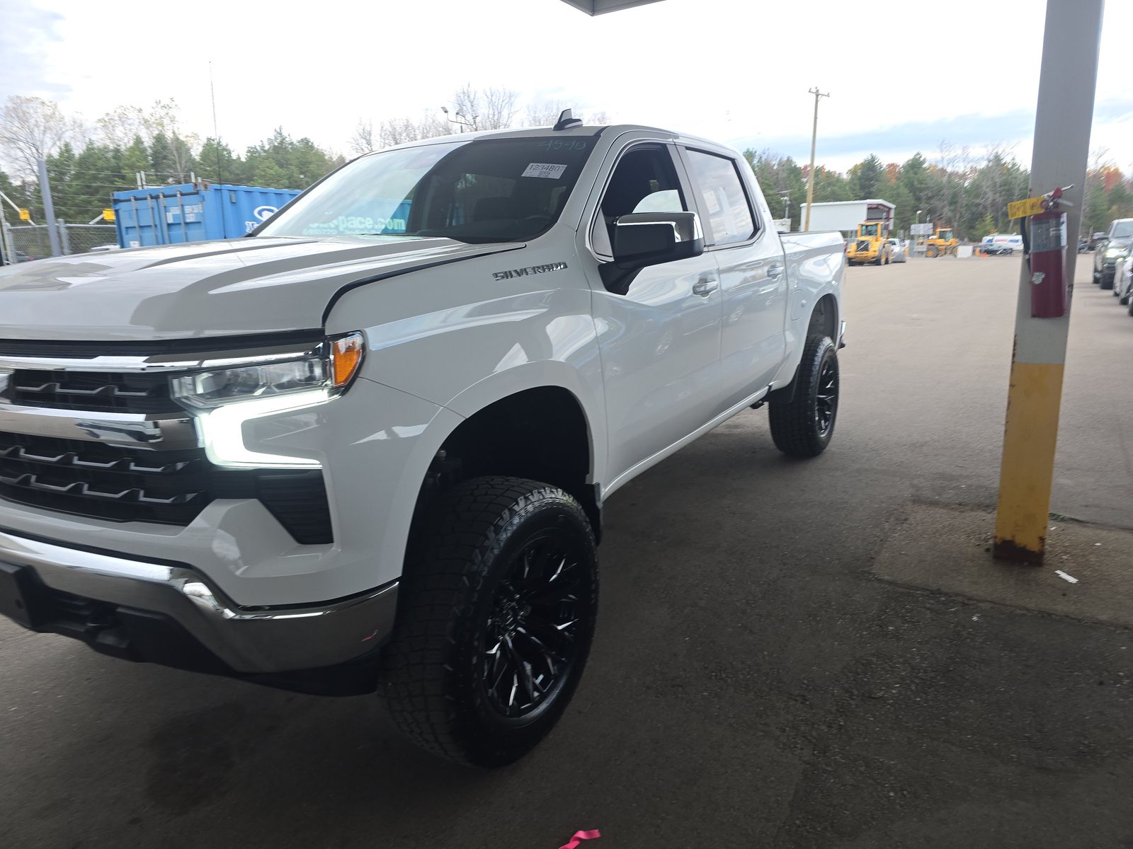 2025 Chevrolet Silverado 1500 LT AWD