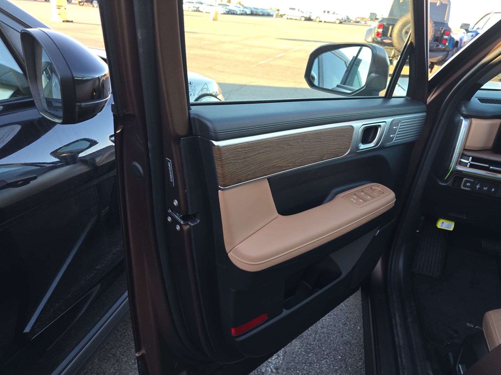 2025 Hyundai Santa Fe Hybrid Limited AWD