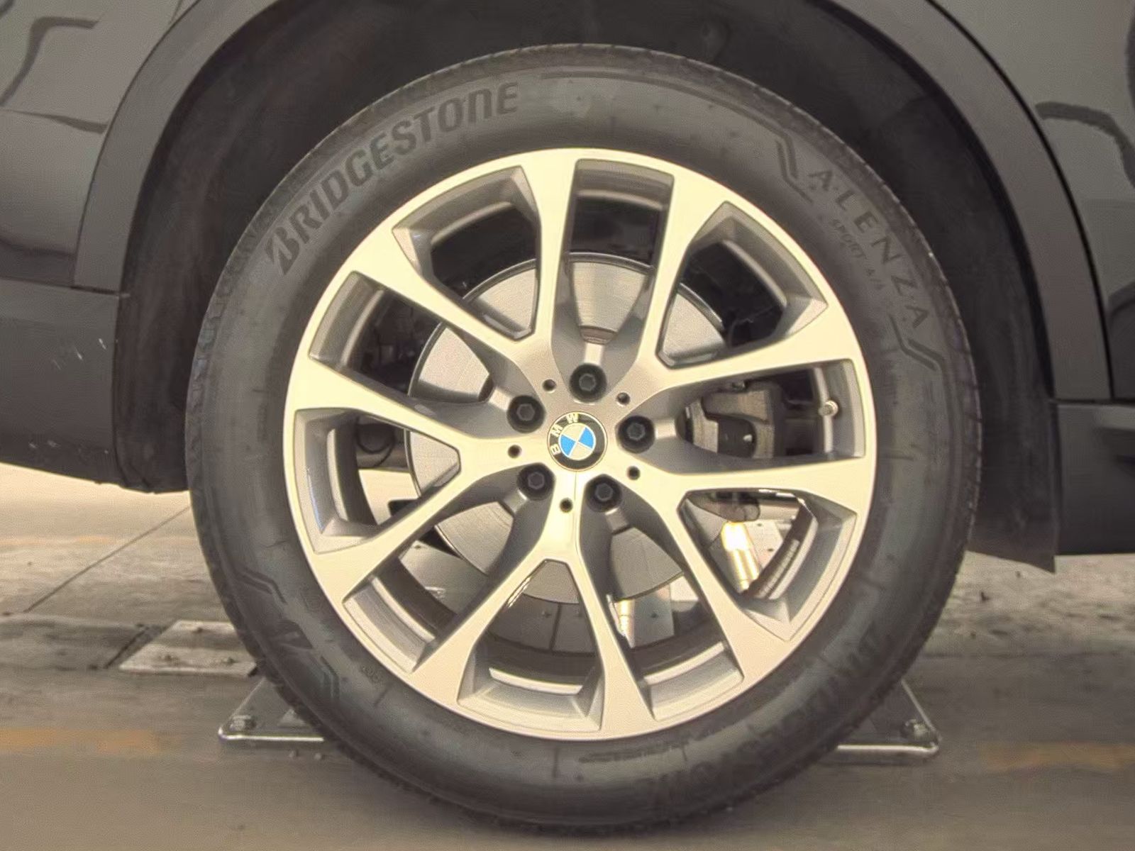 2024 BMW X5 xDrive40i AWD