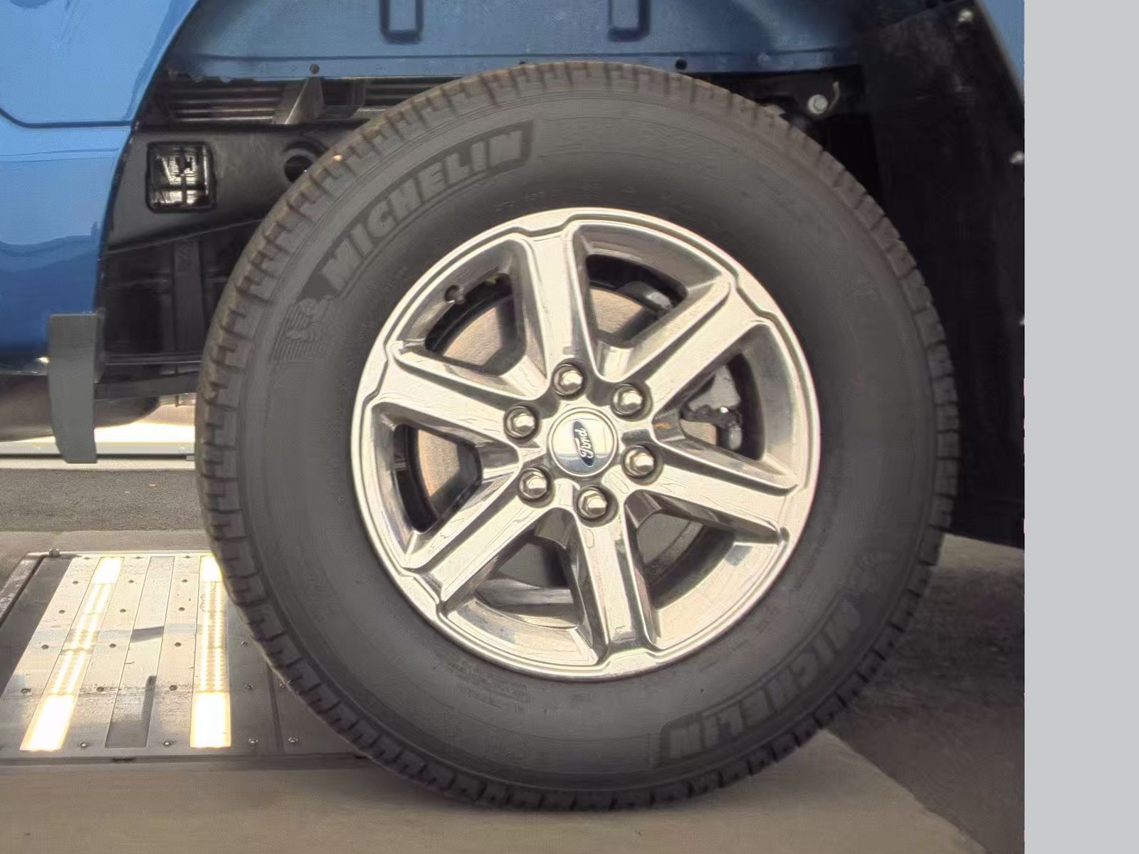 2025 Ford F-150 XLT AWD