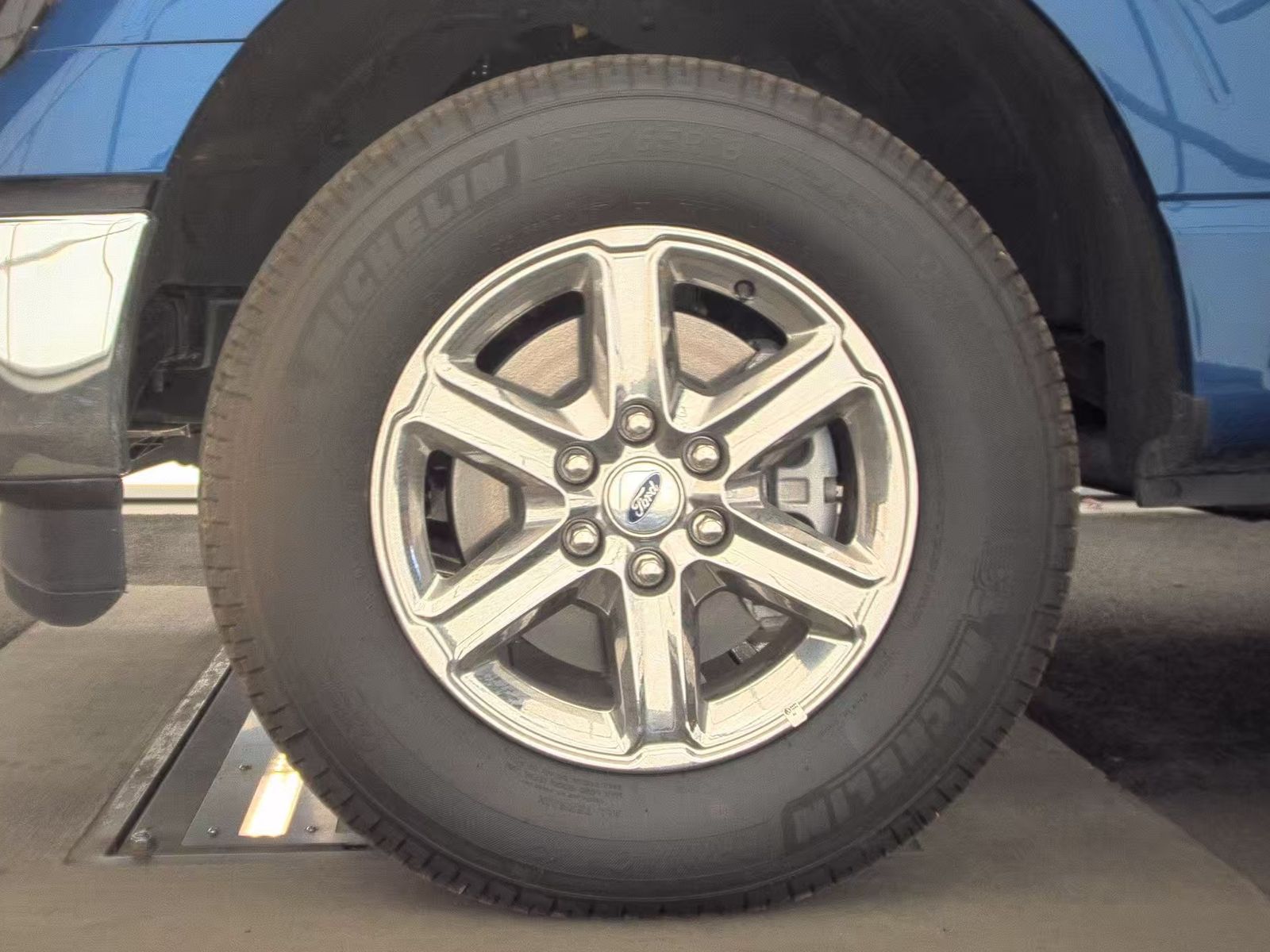 2025 Ford F-150 XLT AWD