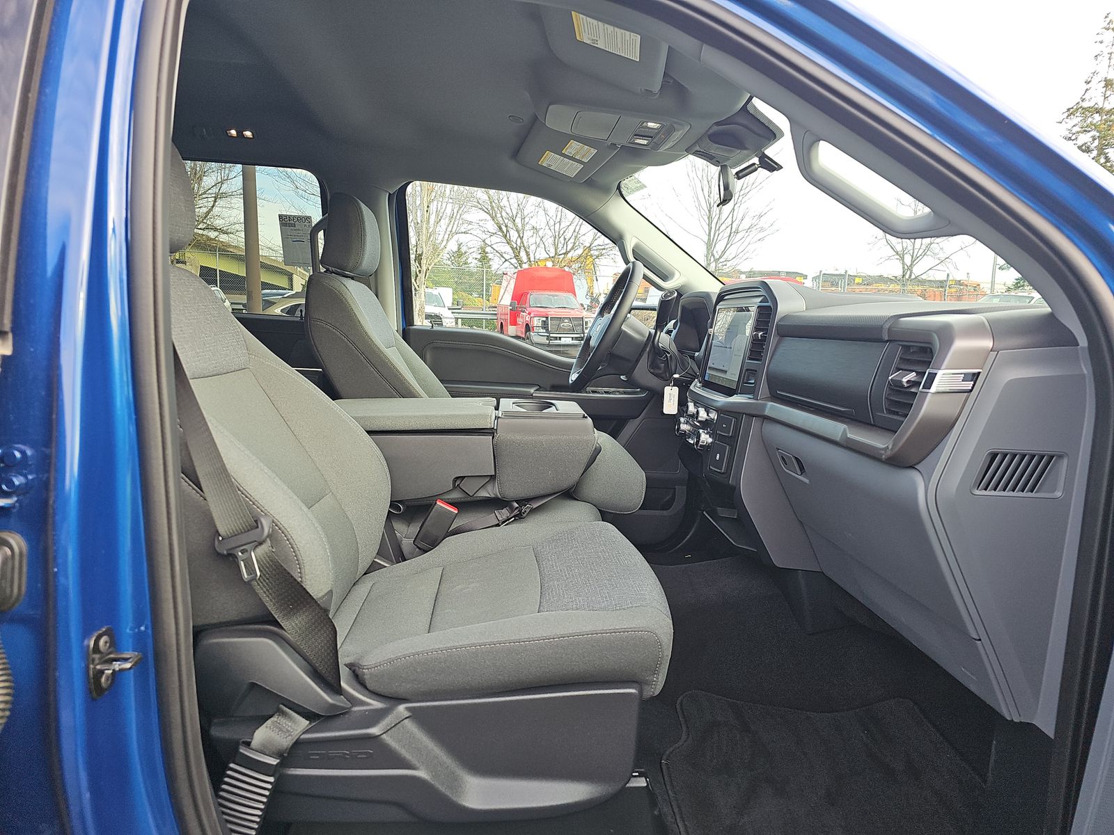 2025 Ford F-150 XLT AWD