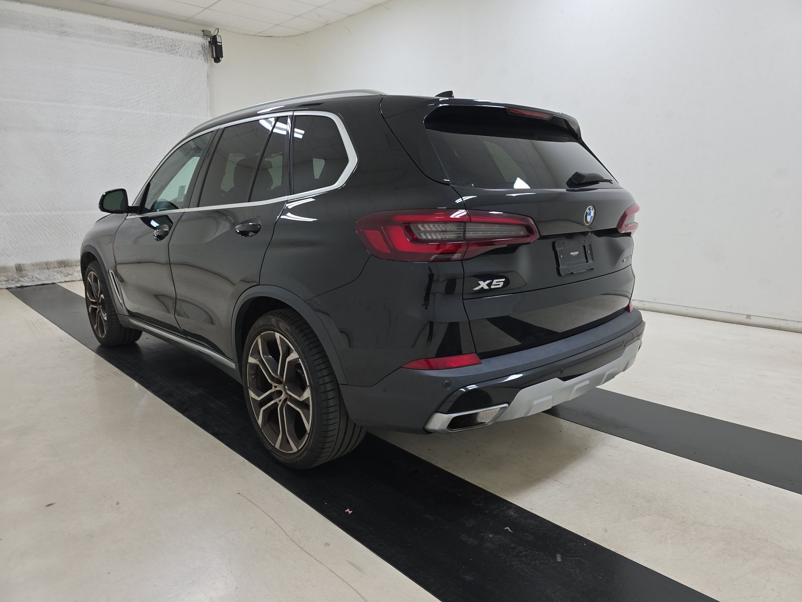 2023 BMW X5 sDrive40i RWD