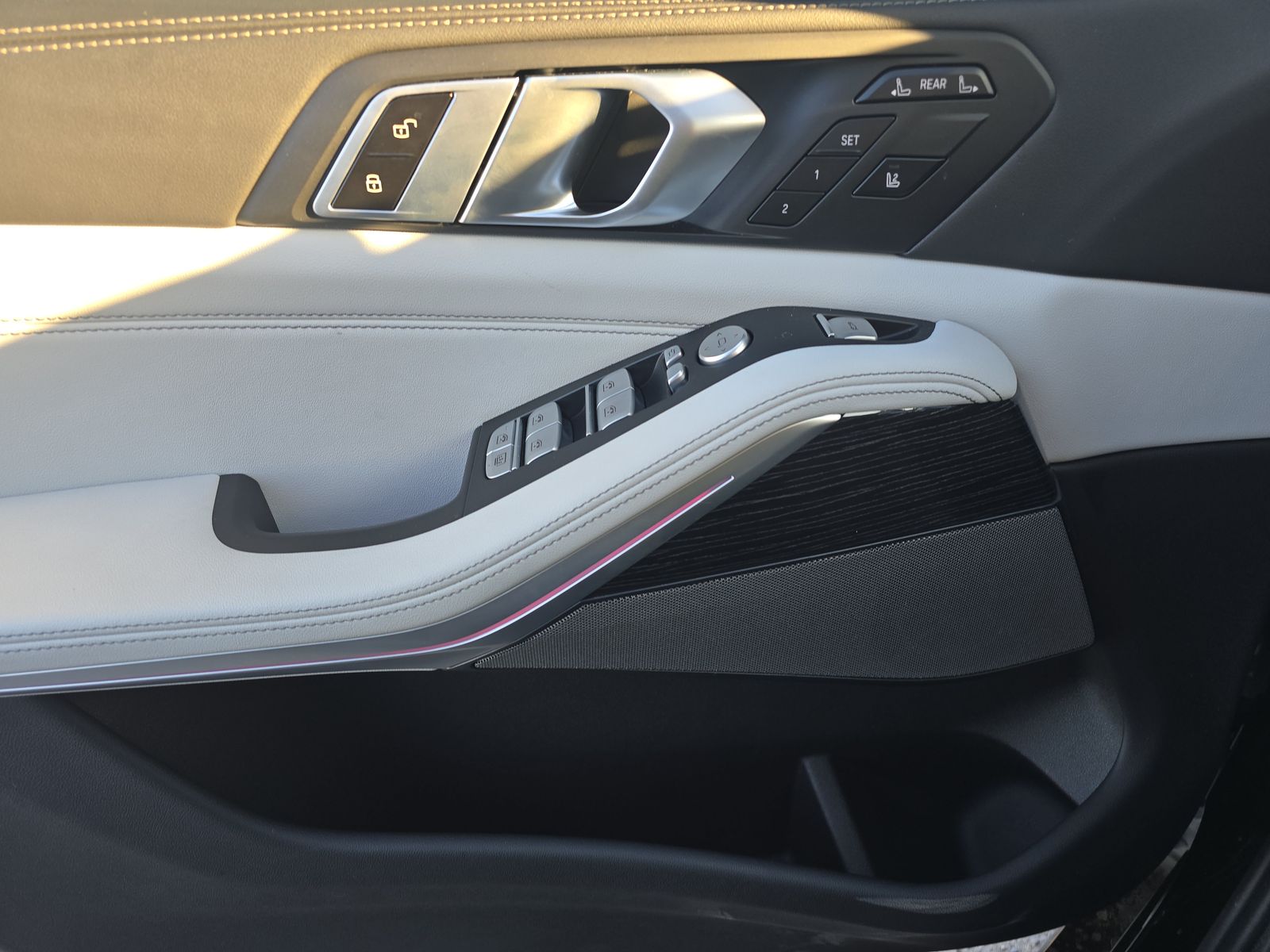 2024 BMW X7 xDrive40i AWD