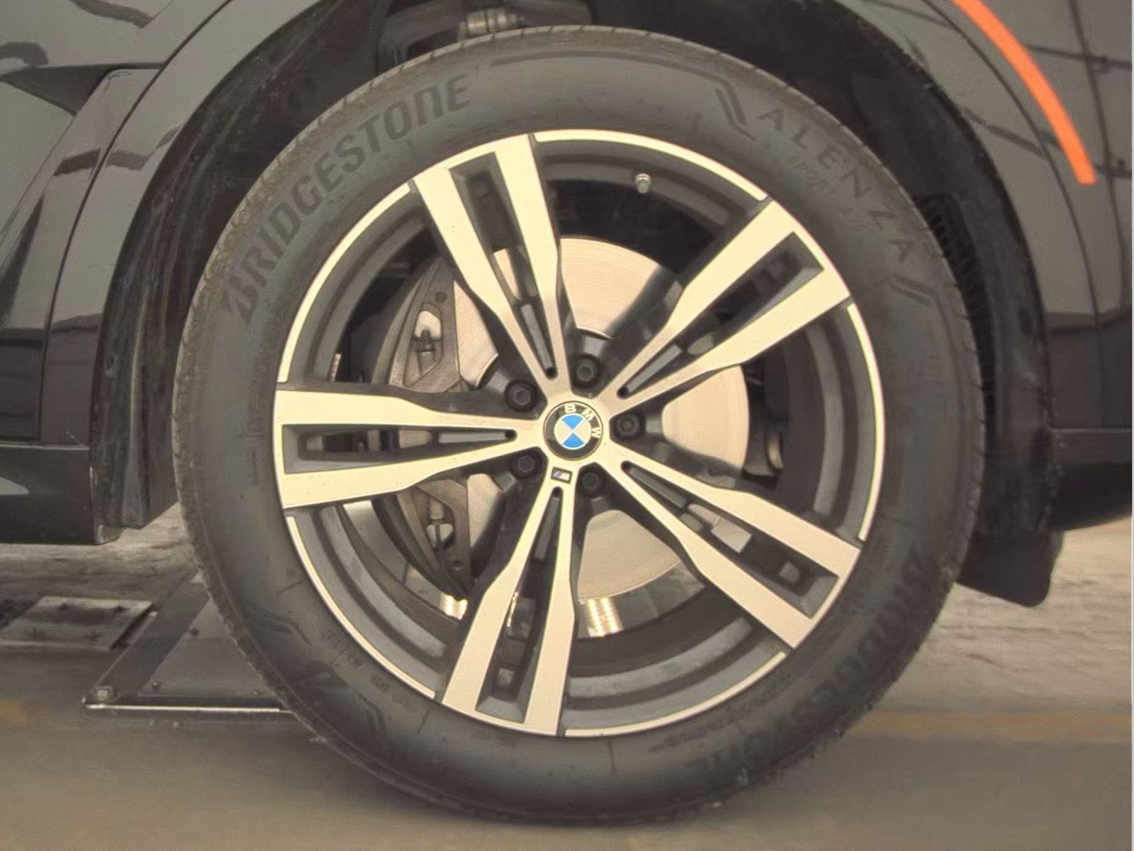 2024 BMW X7 xDrive40i AWD