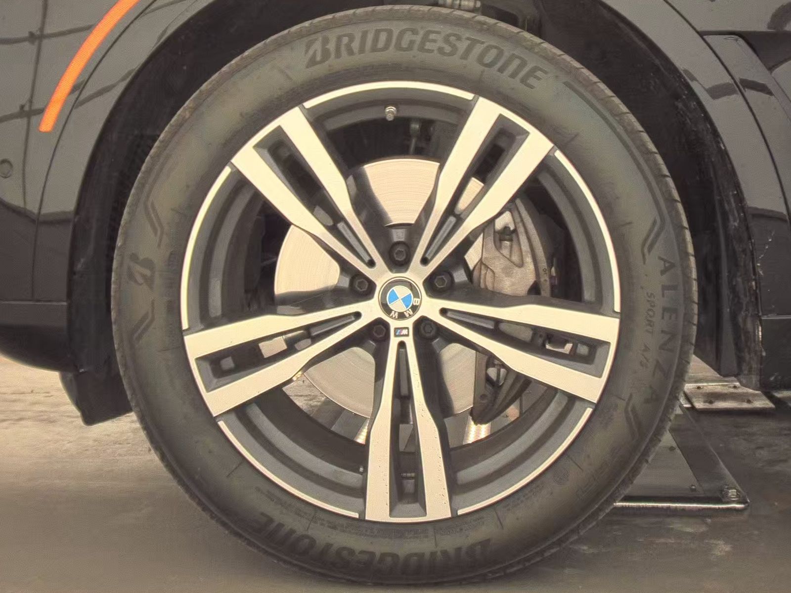 2024 BMW X7 xDrive40i AWD