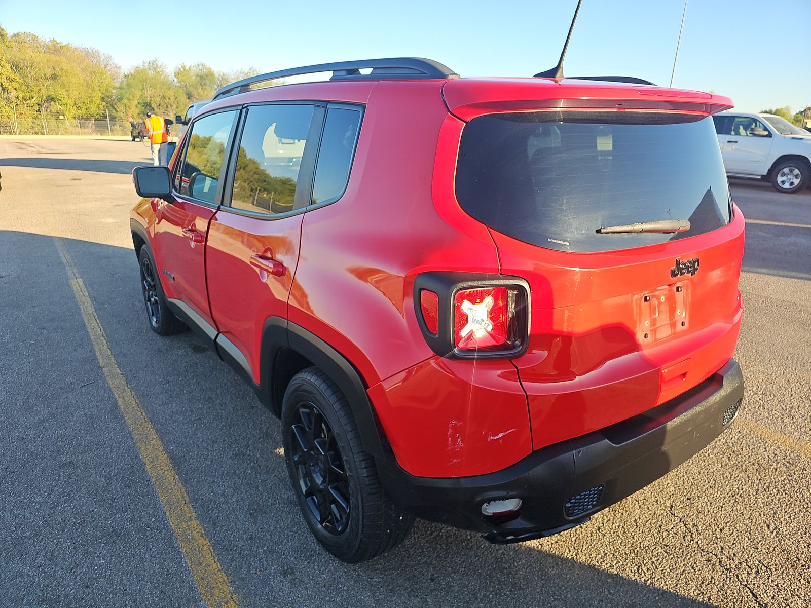 2020 Jeep Renegade Latitude Altitude Edition FWD