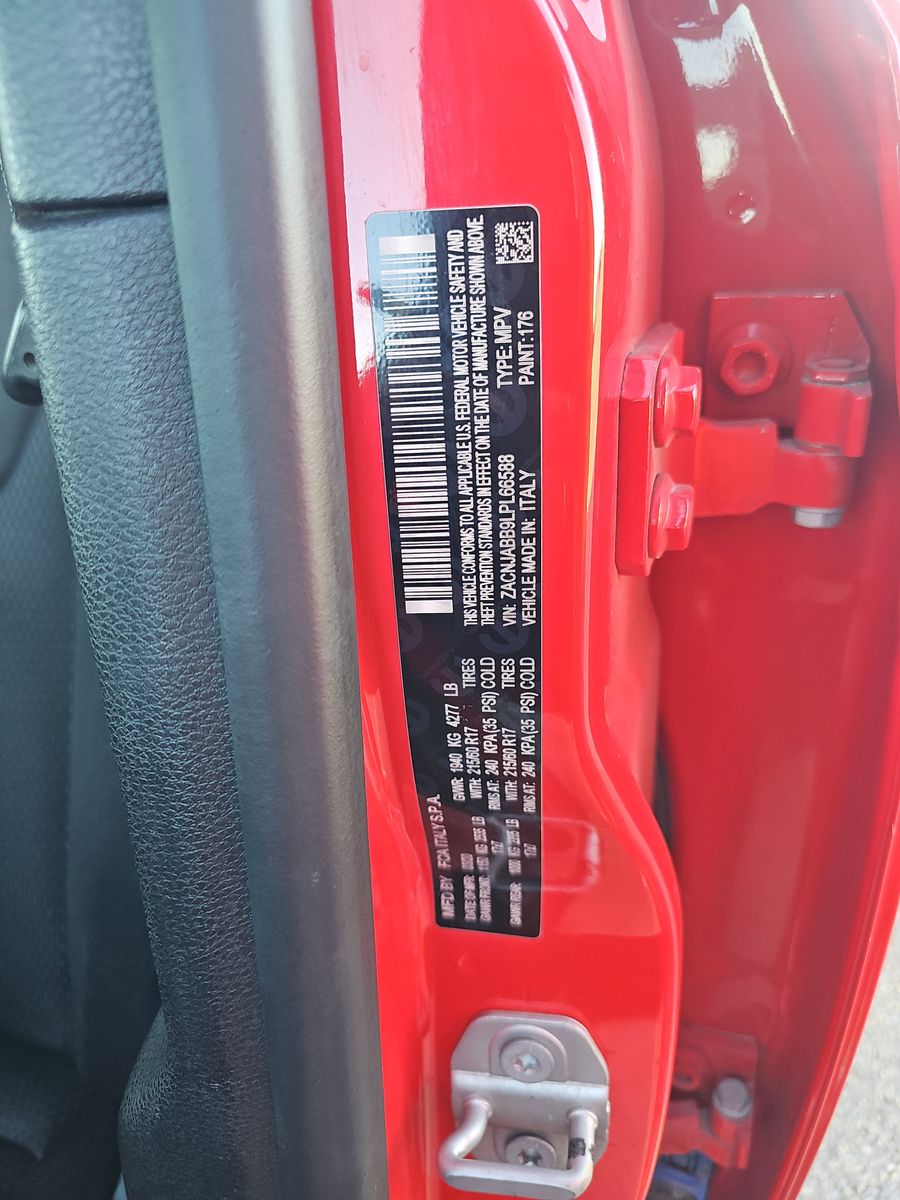 2020 Jeep Renegade Latitude Altitude Edition FWD