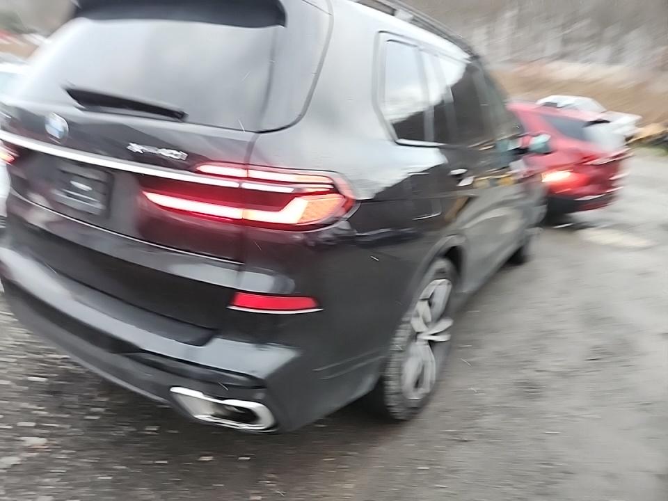 2023 BMW X7 xDrive40i AWD