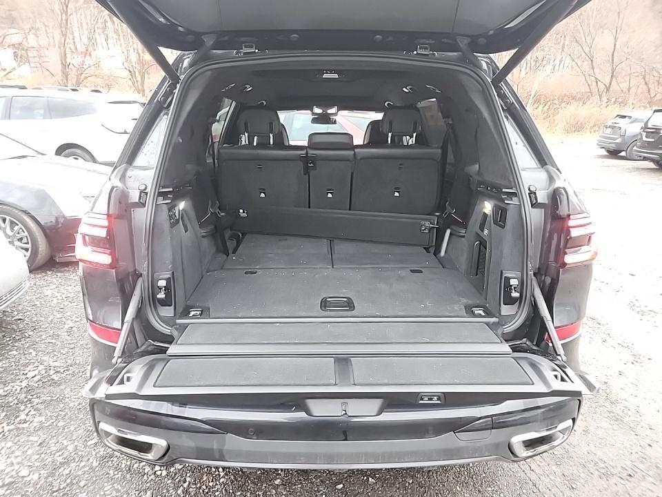 2023 BMW X7 xDrive40i AWD