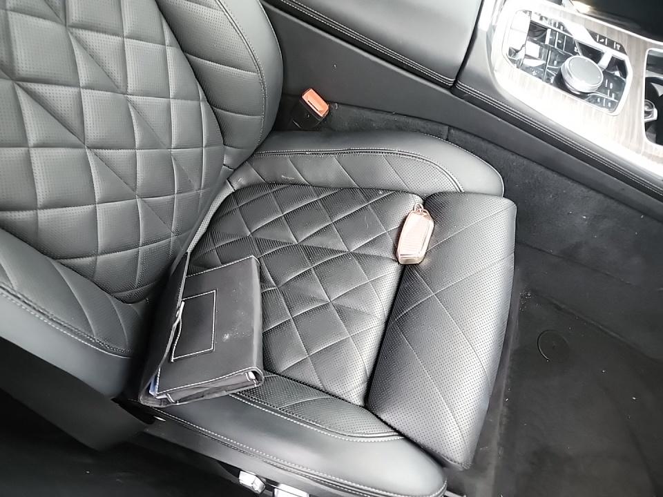 2023 BMW X7 xDrive40i AWD