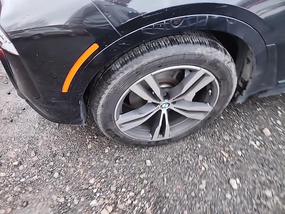 2023 BMW X7 xDrive40i AWD