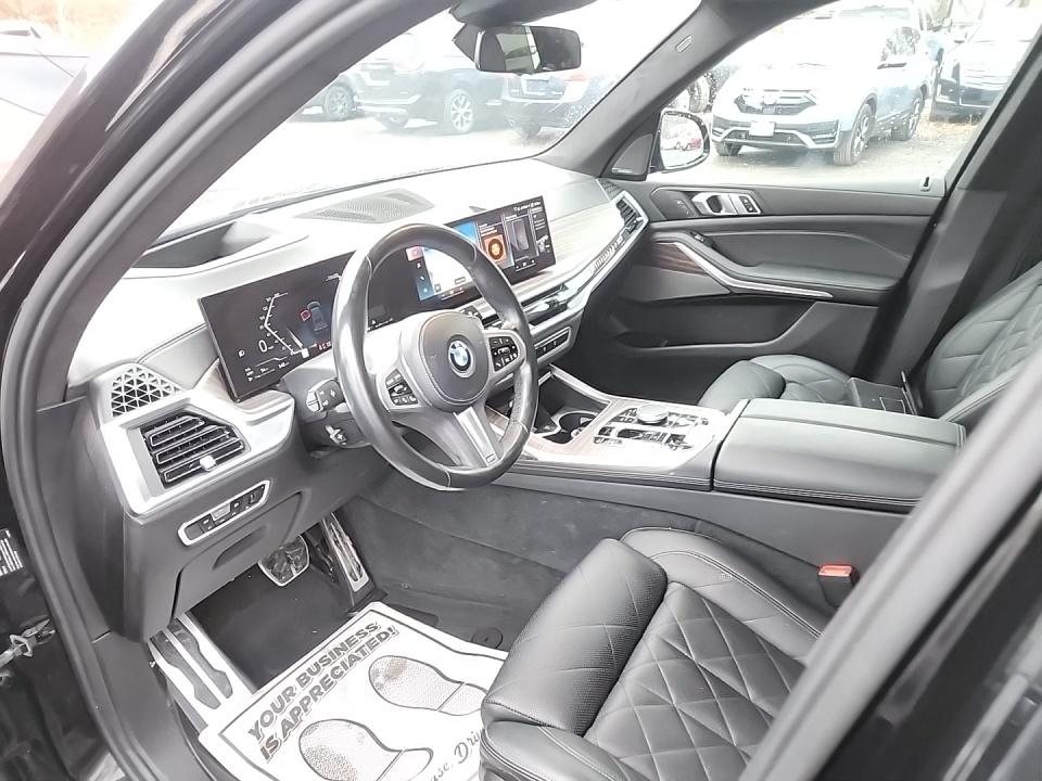 2023 BMW X7 xDrive40i AWD