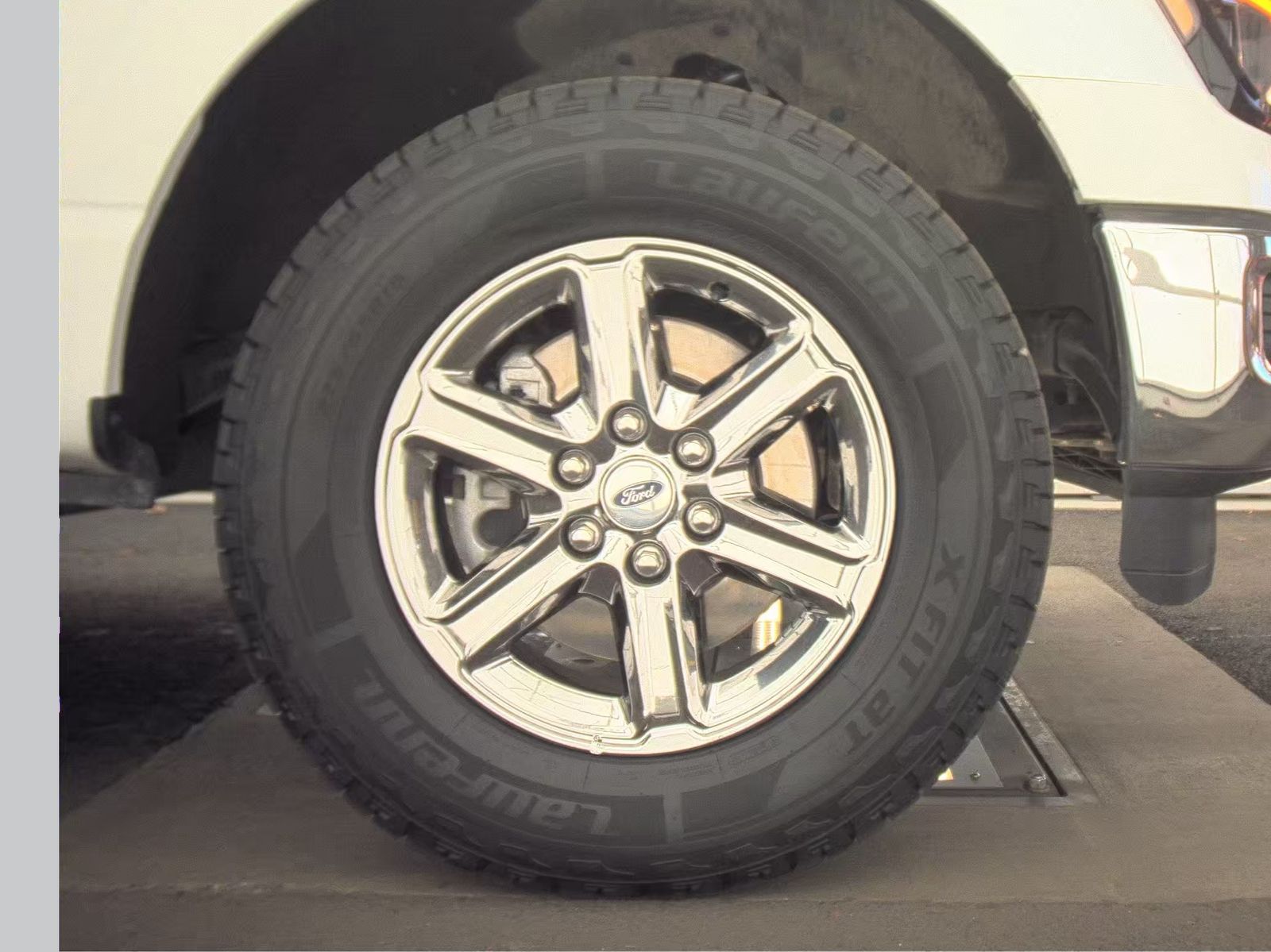 2024 Ford F-150 XLT AWD