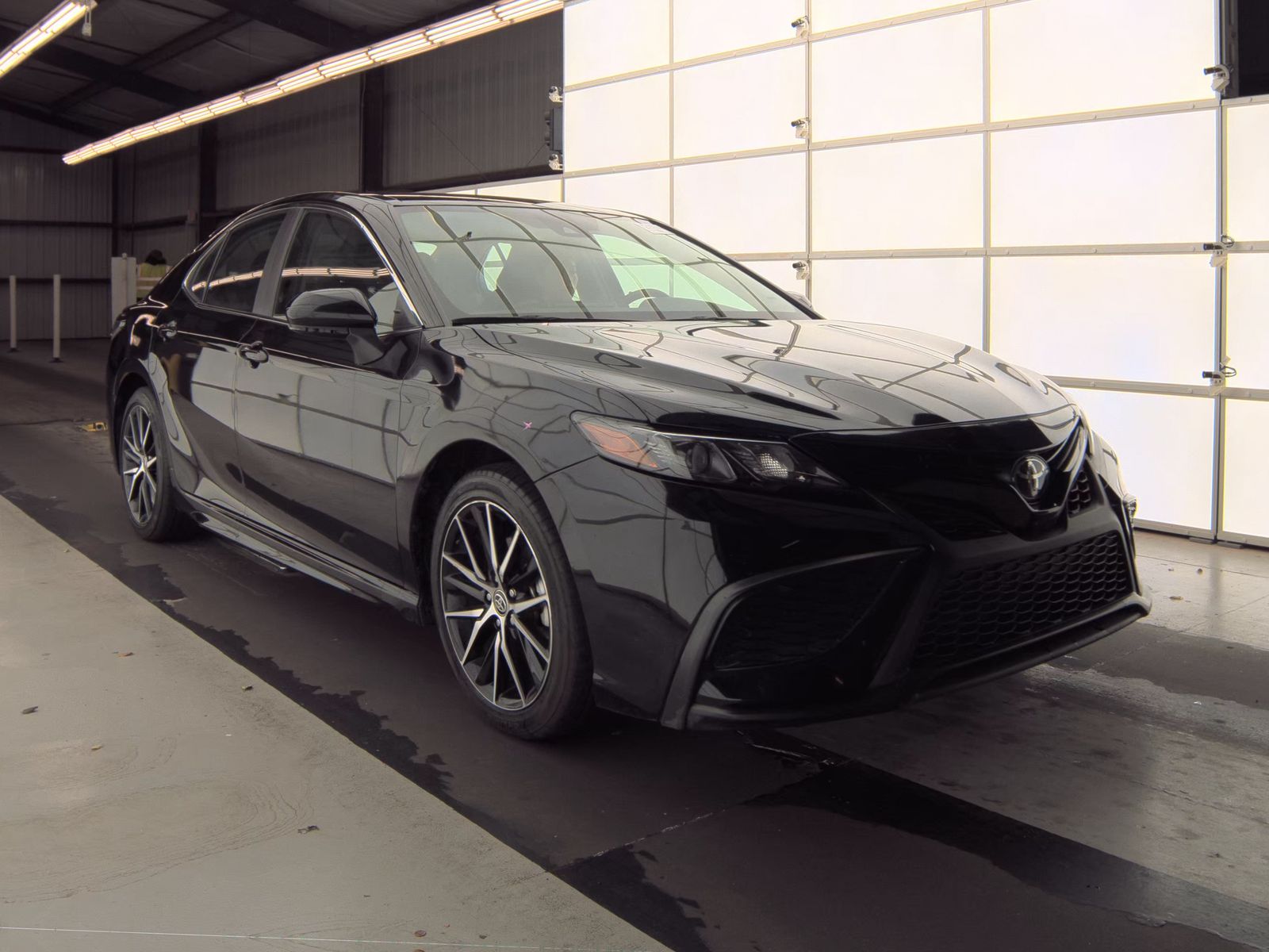 2024 Toyota Camry SE FWD