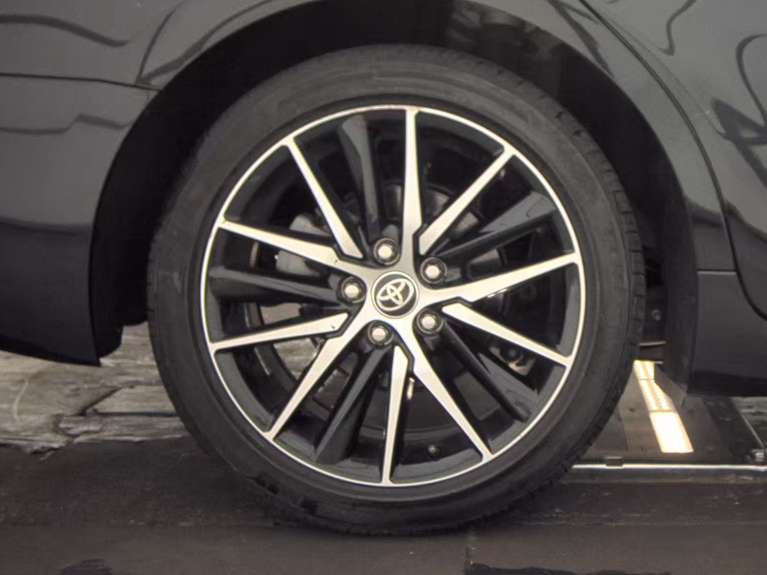 2024 Toyota Camry SE FWD