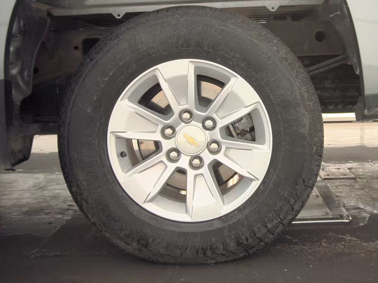 2023 Chevrolet Silverado 1500 LT AWD