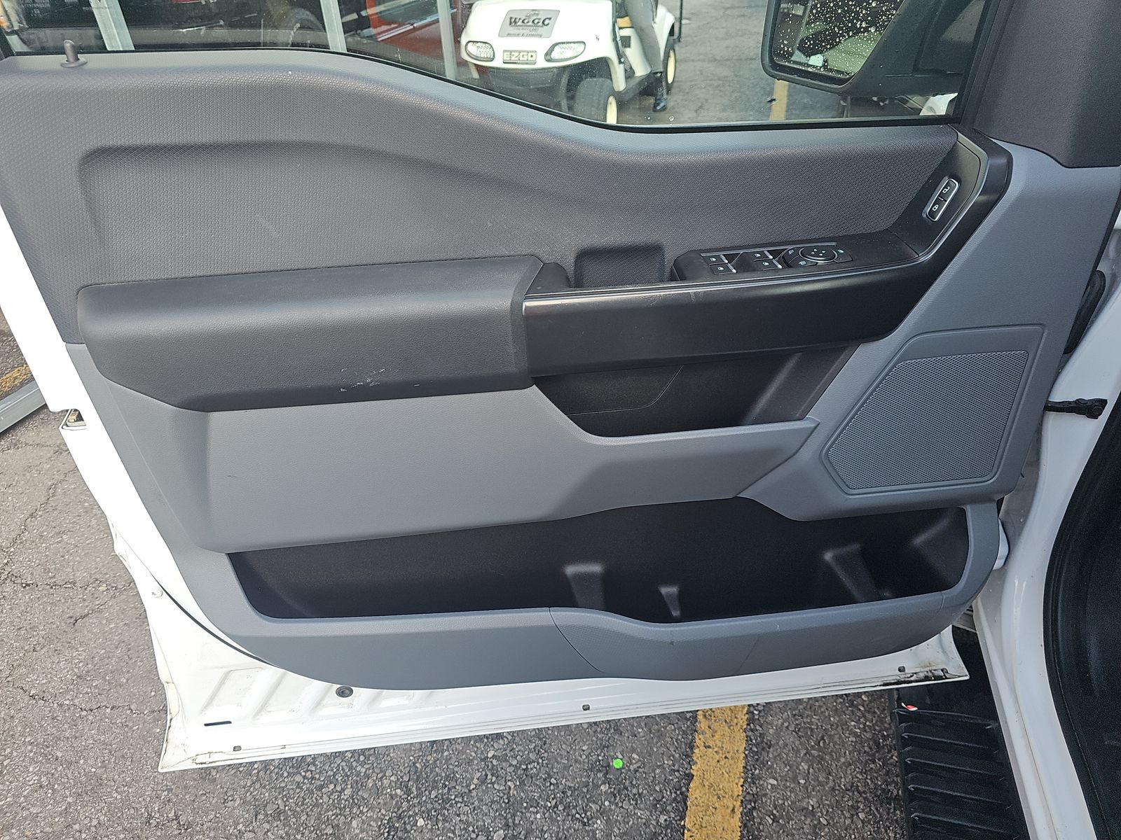 2023 Ford F-150 XL RWD