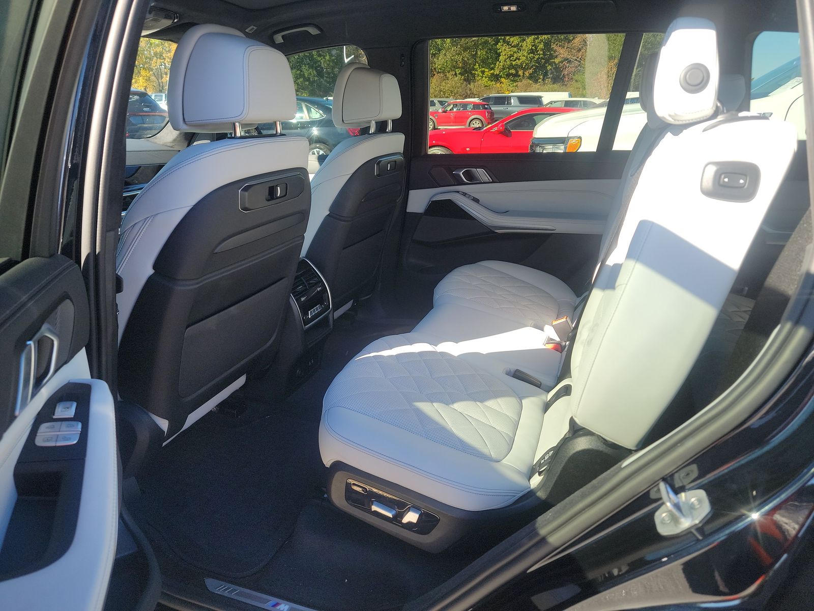 2023 BMW X7 xDrive40i AWD