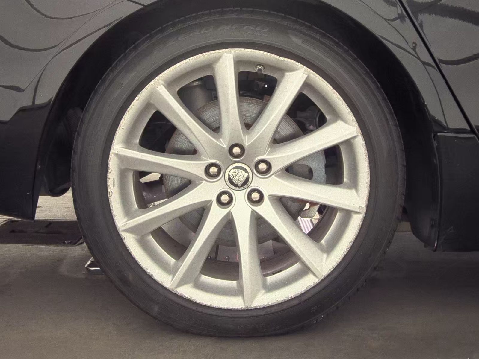 2016 Jaguar XJ R-Sport RWD