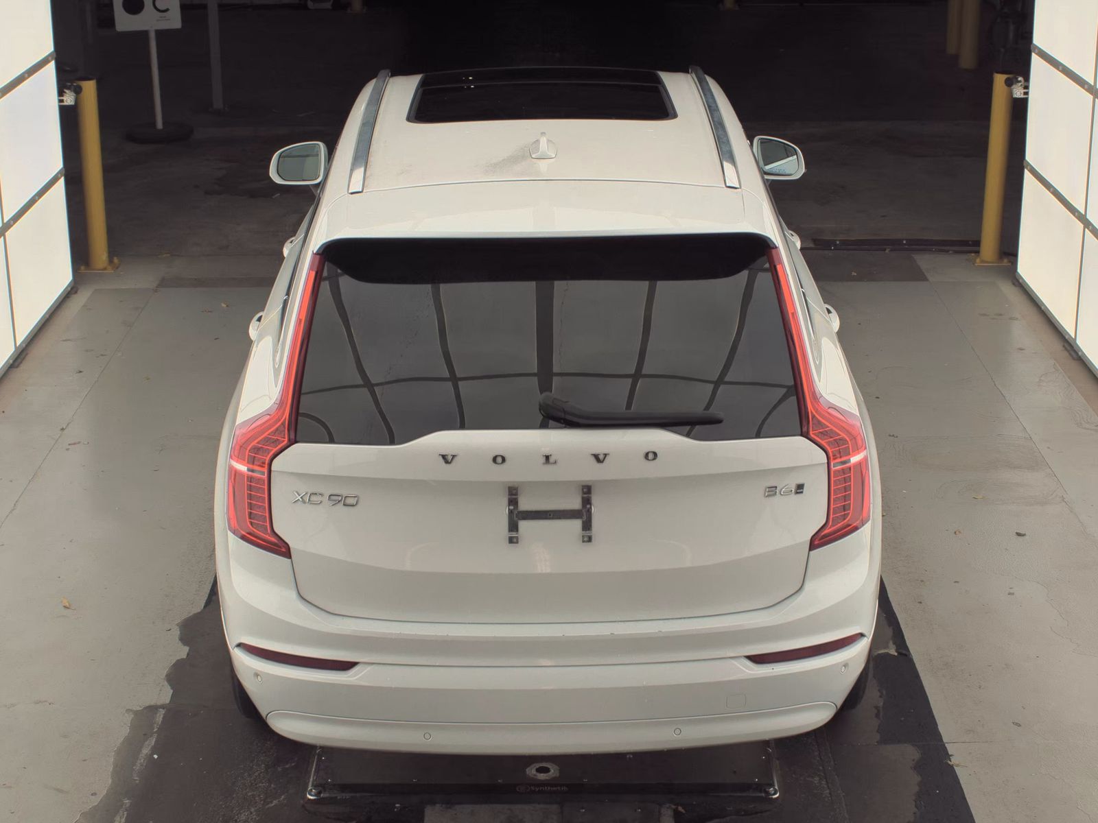 2023 Volvo XC90 B6 Core AWD