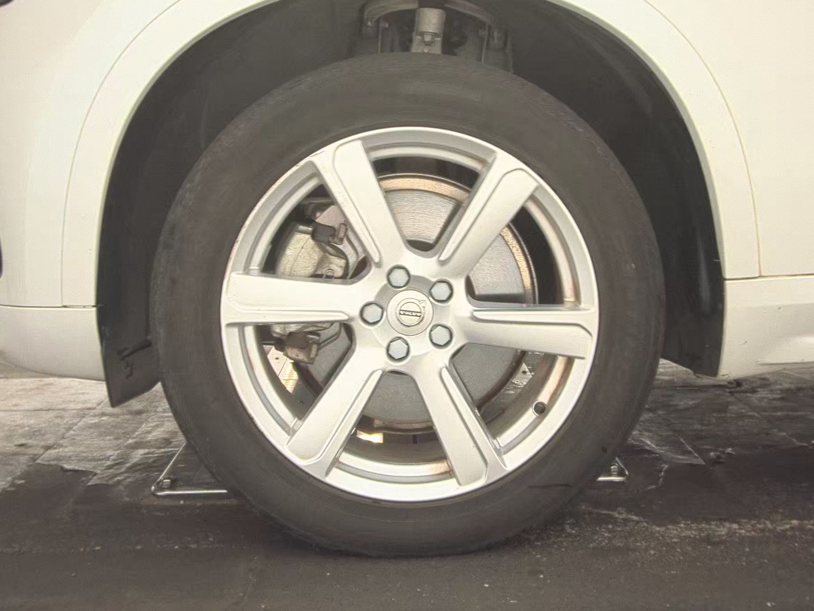 2023 Volvo XC90 B6 Core AWD