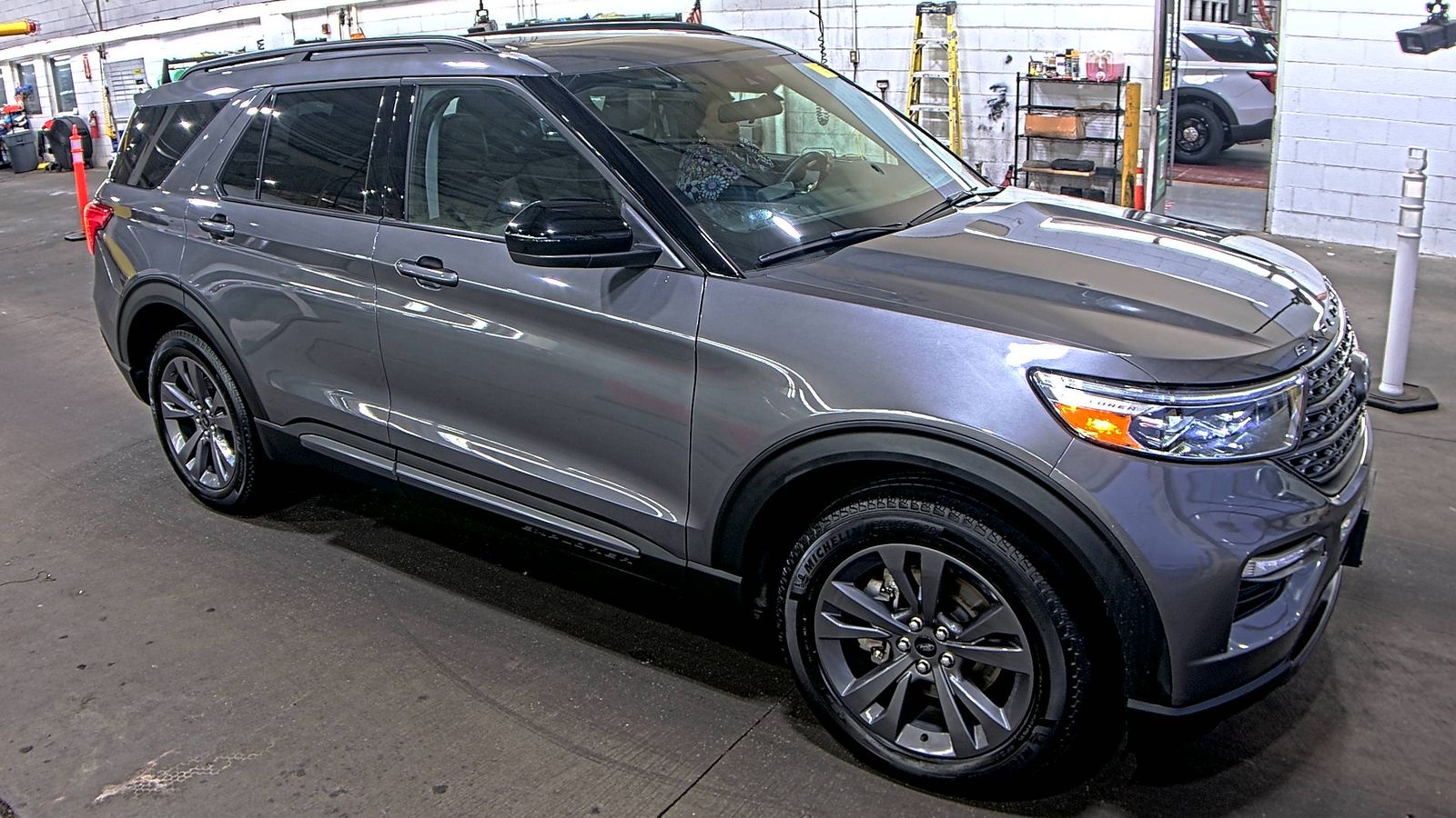 2022 Ford Explorer XLT AWD