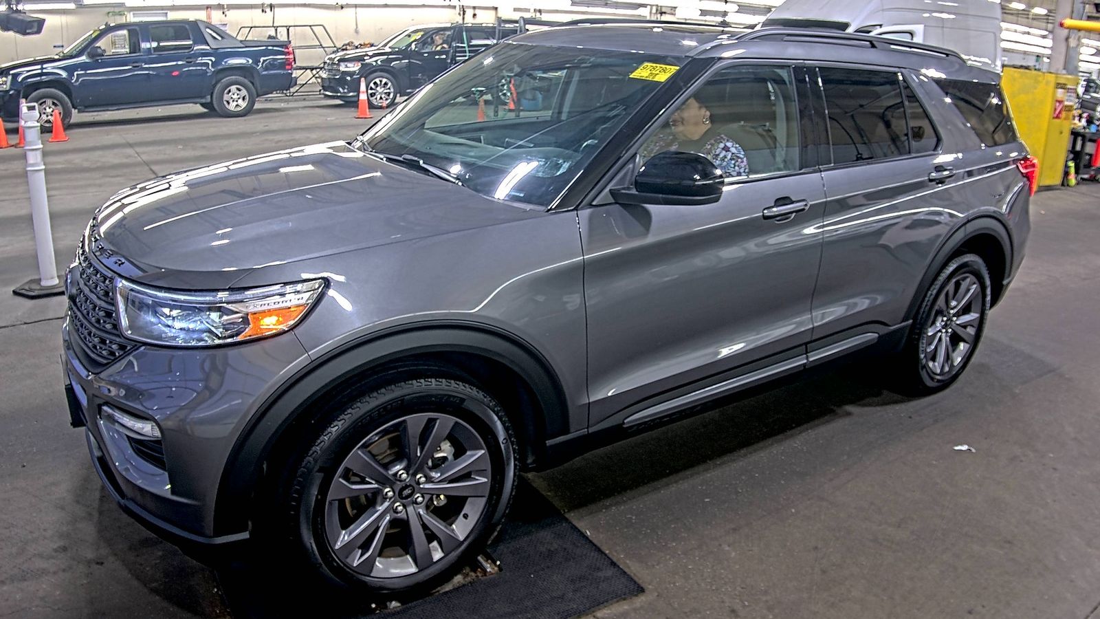 2022 Ford Explorer XLT AWD